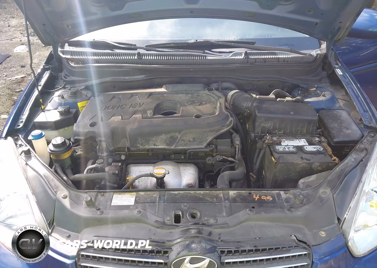 2008 Hyundai Accent Gls VIN:KMHCN46C08U227857 - 10