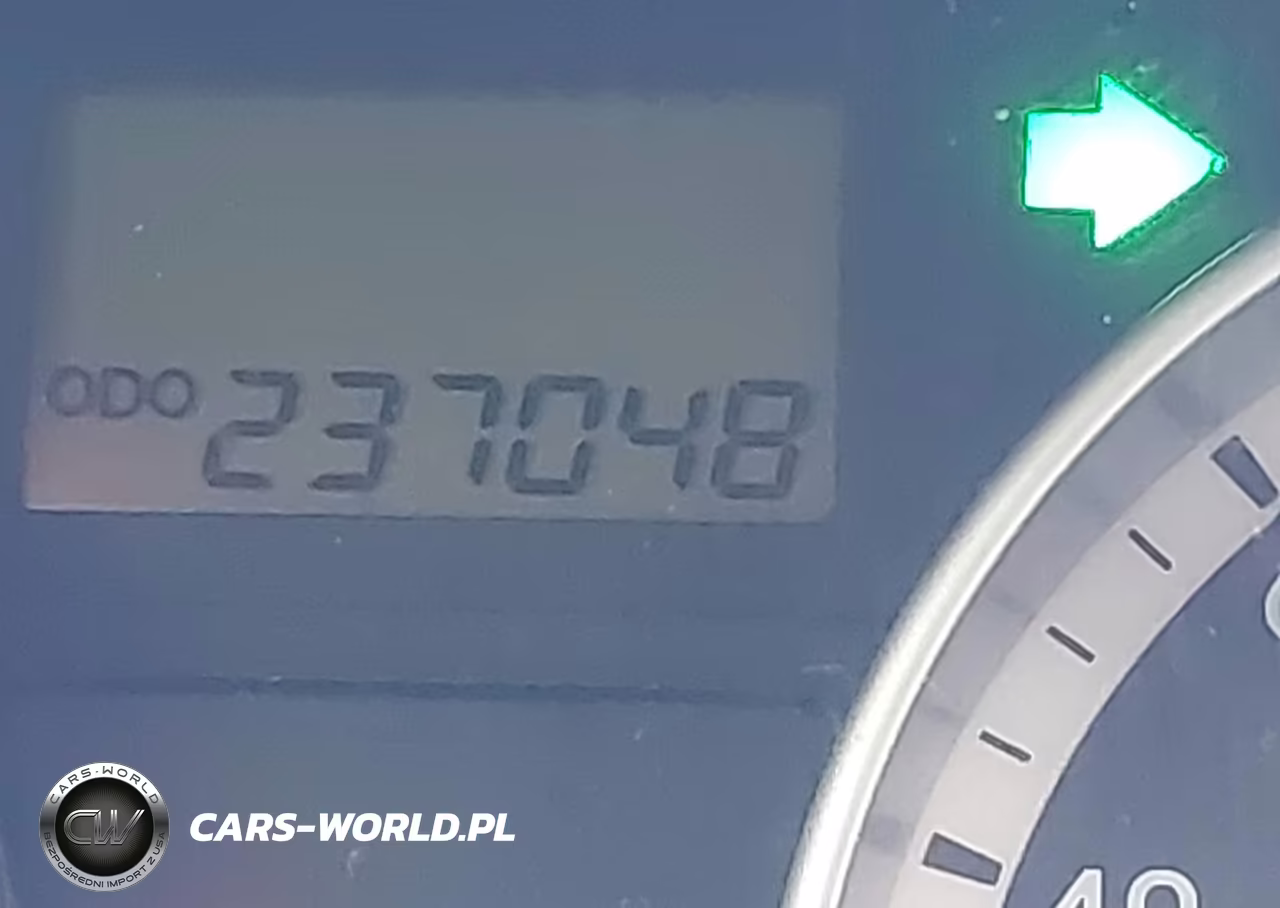 2008 Hyundai Accent Gls VIN:KMHCN46C08U227857 - 13