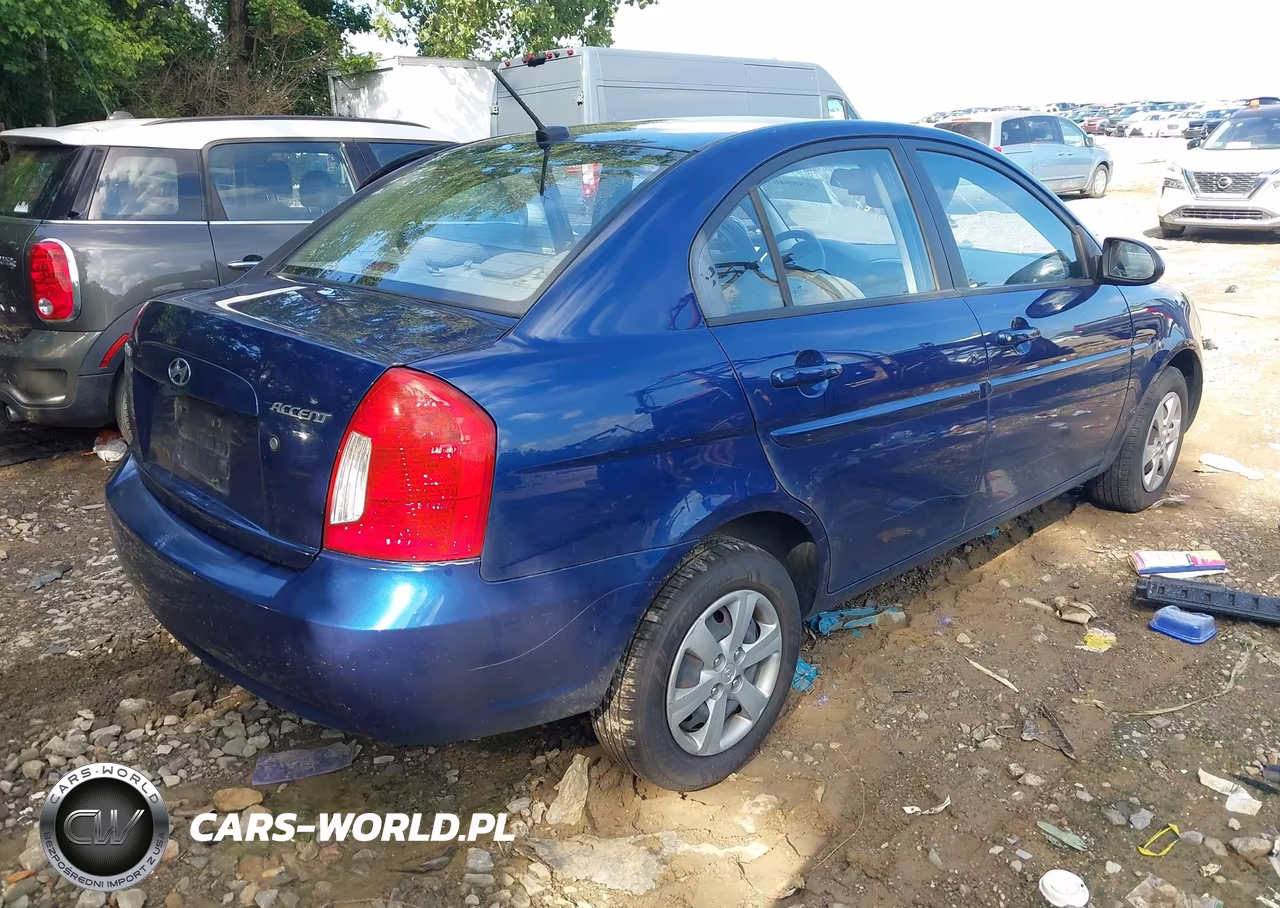 2008 Hyundai Accent Gls VIN:KMHCN46C08U227857 - 4