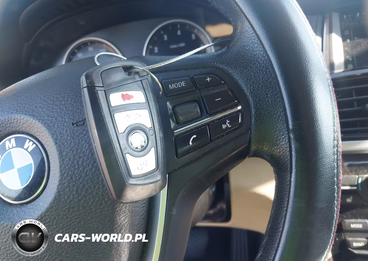2017 BMW X3 xDrive28I VIN:5UXWX9C35H0T21946 - 11