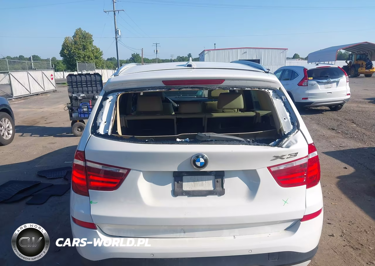 2017 BMW X3 xDrive28I VIN:5UXWX9C35H0T21946 - 17