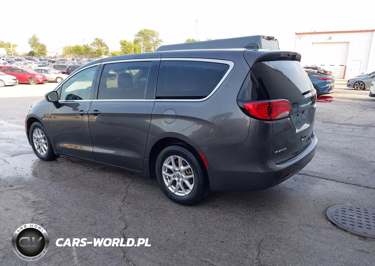 2022 Chrysler Voyager Lx VIN:2C4RC1CG1NR127883 - 3