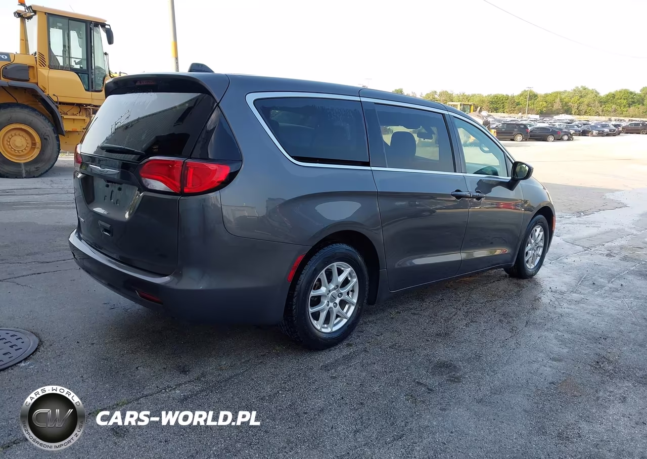 2022 Chrysler Voyager Lx VIN:2C4RC1CG1NR127883 - 4