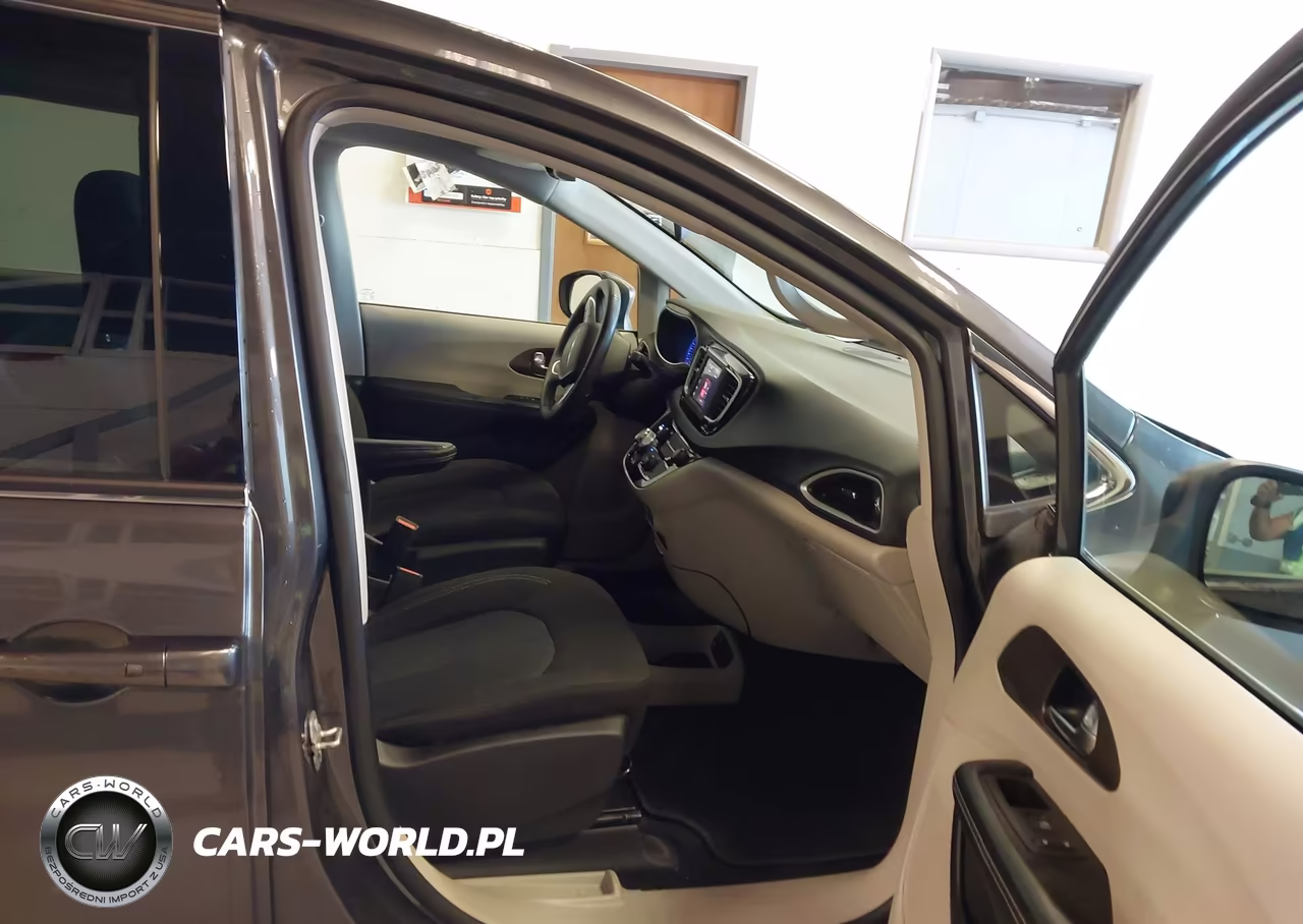 2022 Chrysler Voyager Lx VIN:2C4RC1CG1NR127883 - 5