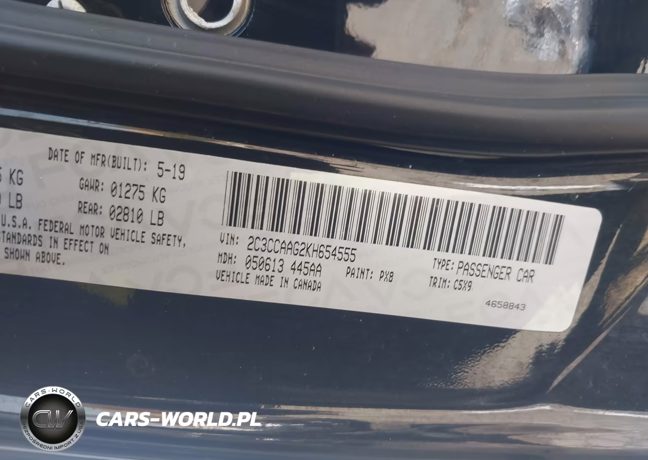 2019 Chrysler 300 Touring VIN:2C3CCAAG2KH654555 - 9