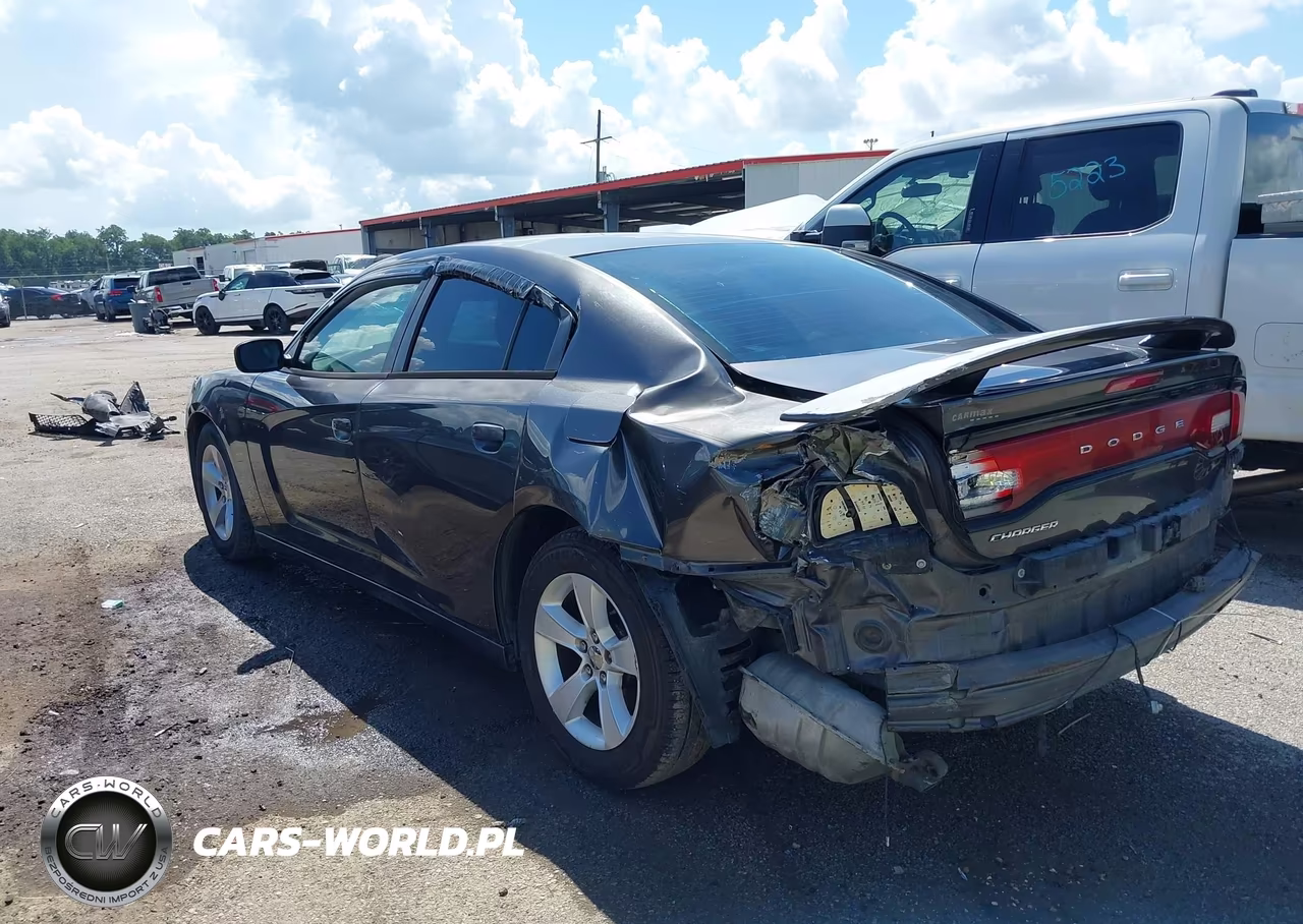 2013 Dodge Charger Se VIN:2C3CDXBG8DH688503 - 3