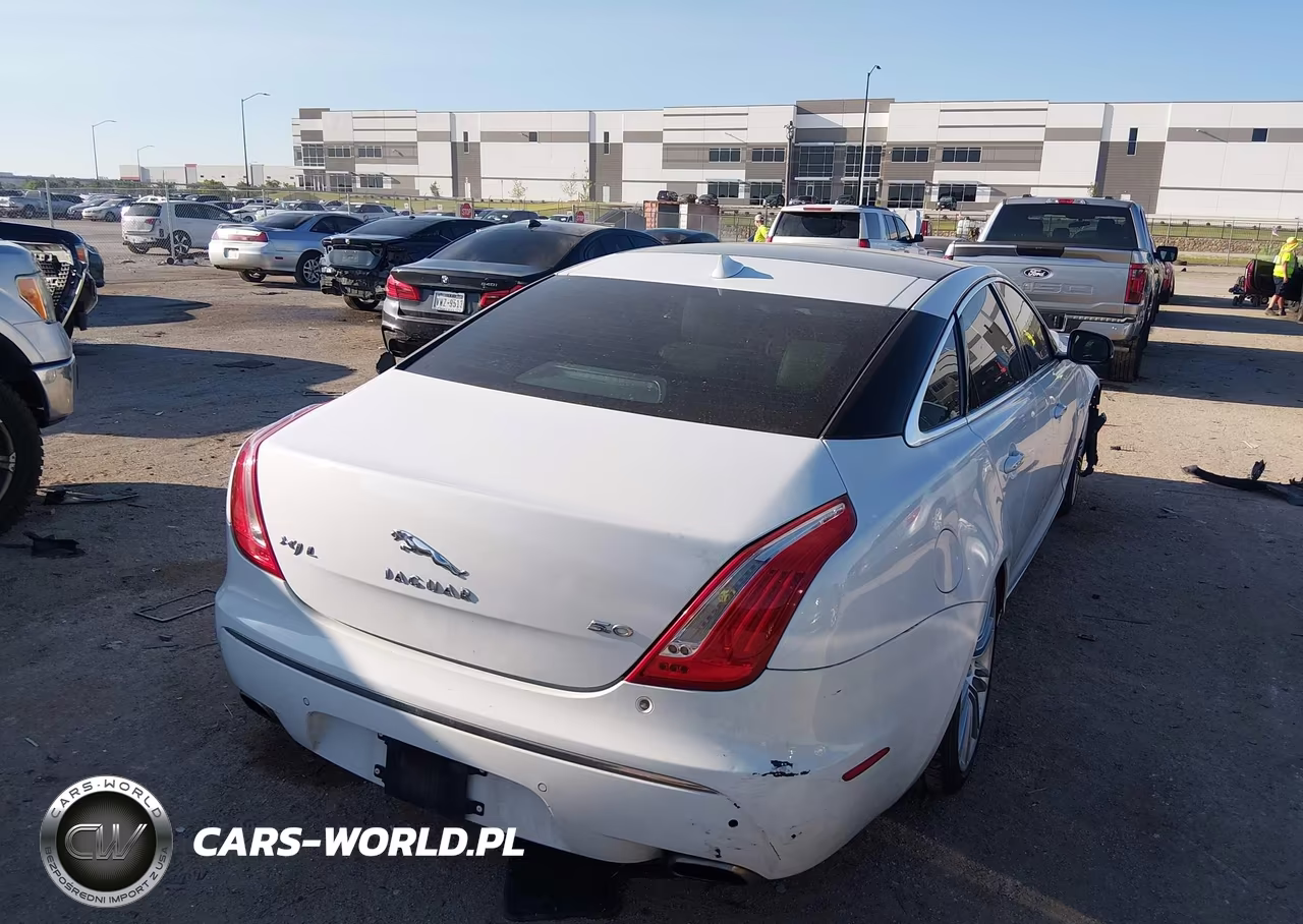 2013 Jaguar Xj Xjl Portfolio VIN:SAJWA2GB9DLV51799 - 4