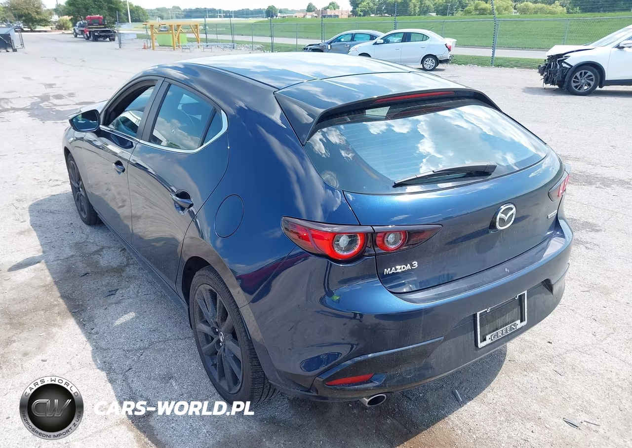 2025 Mazda Mazda3 2.5 S Select Sport VIN:JM1BPAKM1S1792375 - 3