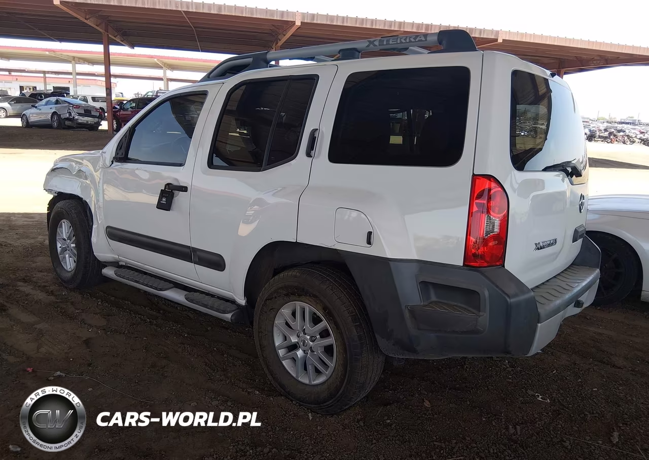 2015 Nissan Xterra S VIN:5N1AN0NU6FN663968 - 3