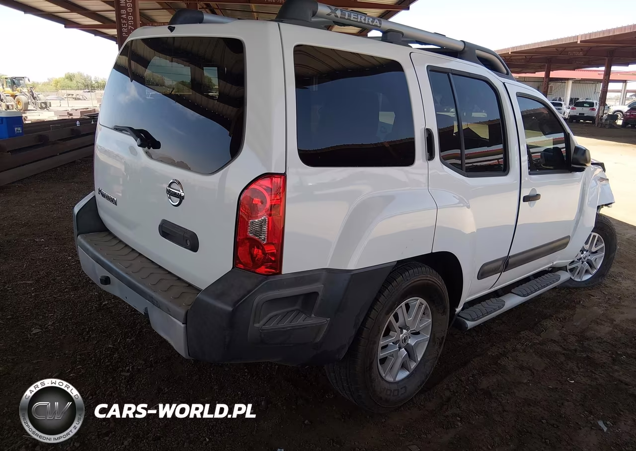 2015 Nissan Xterra S VIN:5N1AN0NU6FN663968 - 4
