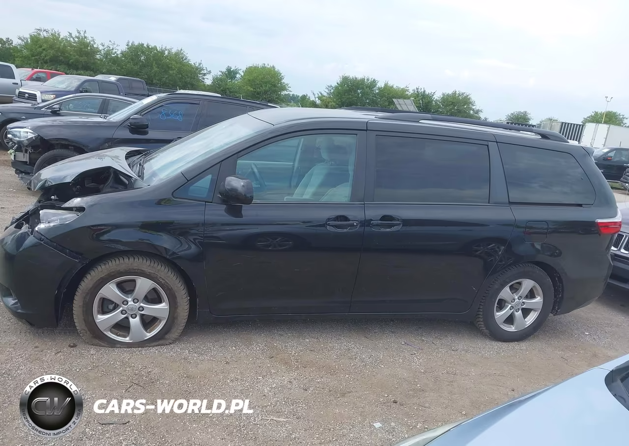 2016 Toyota Sienna Le 8 Passenger VIN:5TDKK3DC7GS724459 - 14