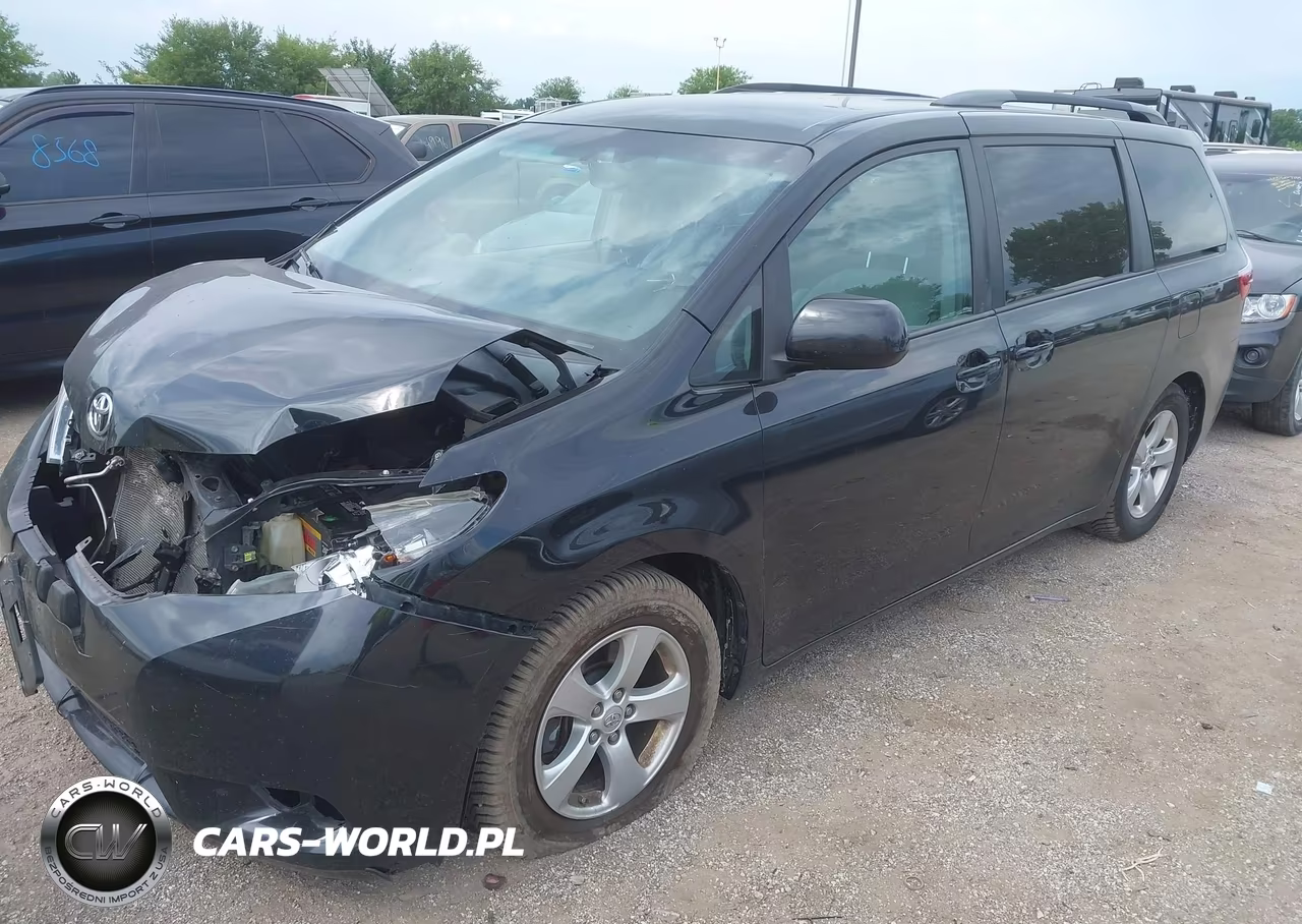 2016 Toyota Sienna Le 8 Passenger VIN:5TDKK3DC7GS724459 - 2