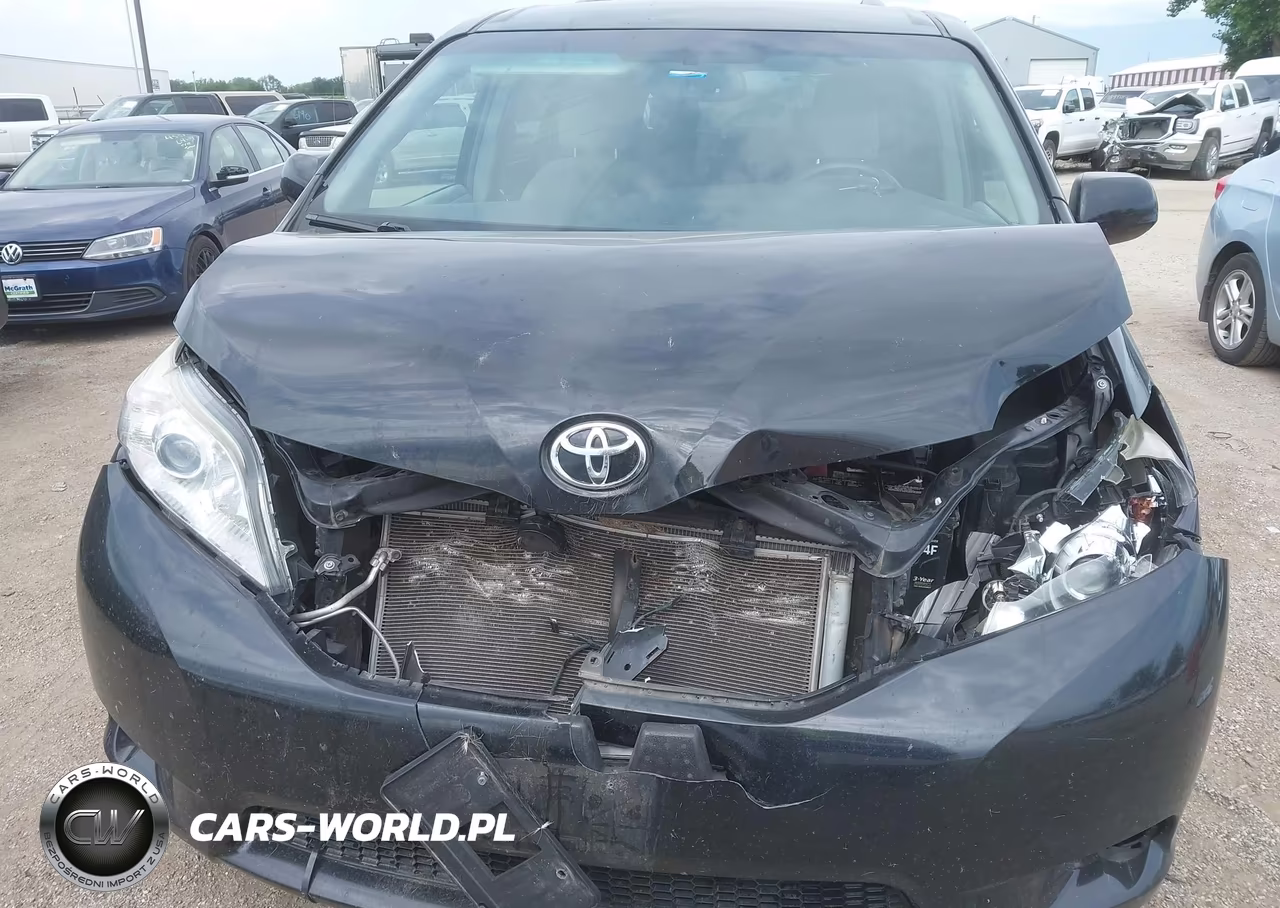 2016 Toyota Sienna Le 8 Passenger VIN:5TDKK3DC7GS724459 - 6