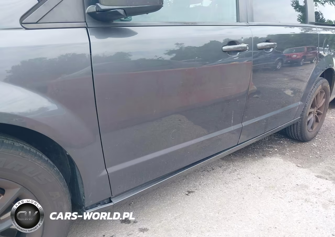 2019 Dodge Grand Caravan Gt VIN:2C4RDGEG2KR674539 - 17