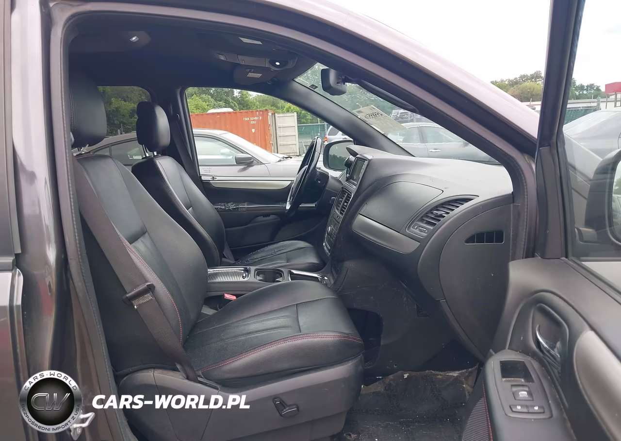 2019 Dodge Grand Caravan Gt VIN:2C4RDGEG2KR674539 - 5