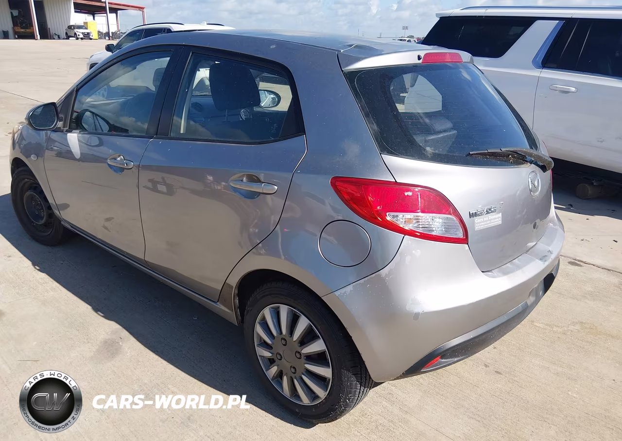 2013 Mazda Mazda2 Sport VIN:JM1DE1KY6D0170459 - 3
