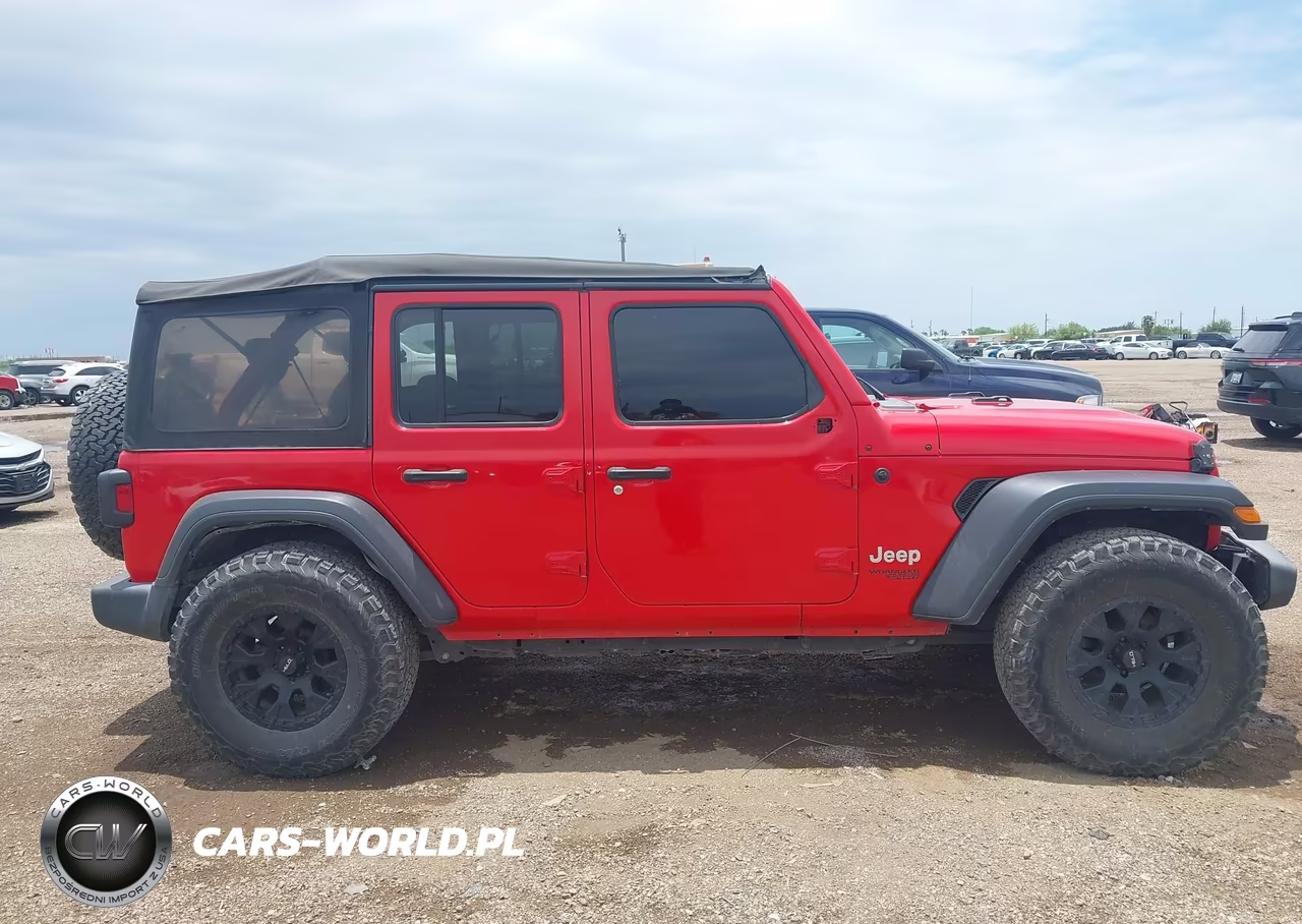 2021 Jeep Wrangler Unlimited Sport 4X4 VIN:1C4HJXDN3MW502597 - 13