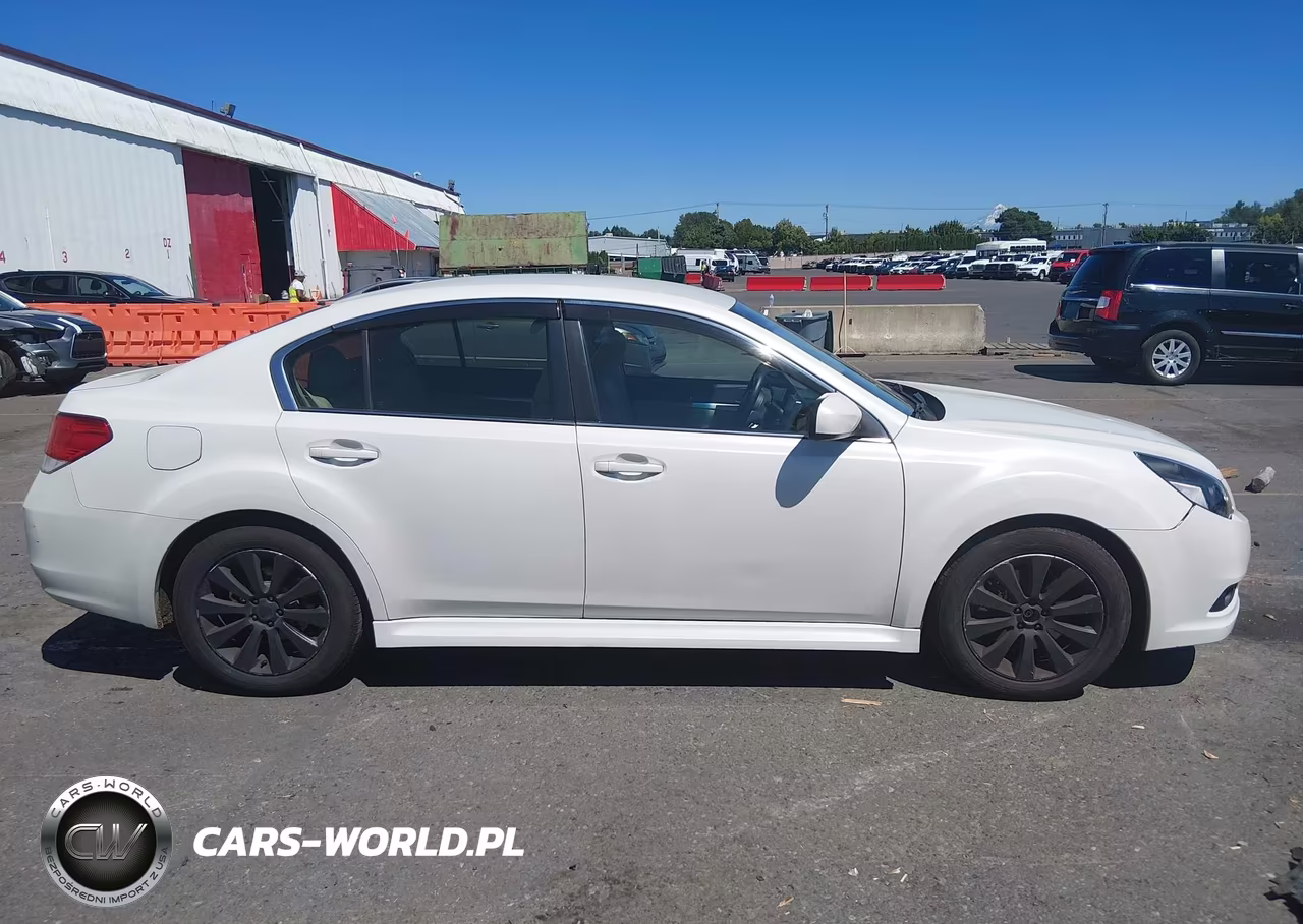 2011 Subaru Legacy 3.6R Premium VIN:4S3BMDC61B2249323 - 13
