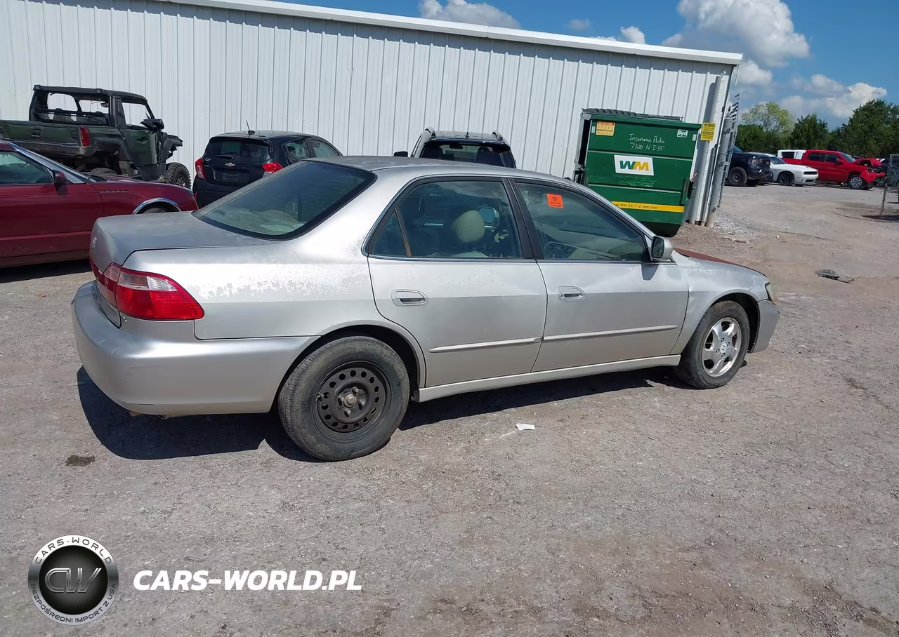 1999 Honda Accord Ex VIN:1HGCG5651XA073411 - 4