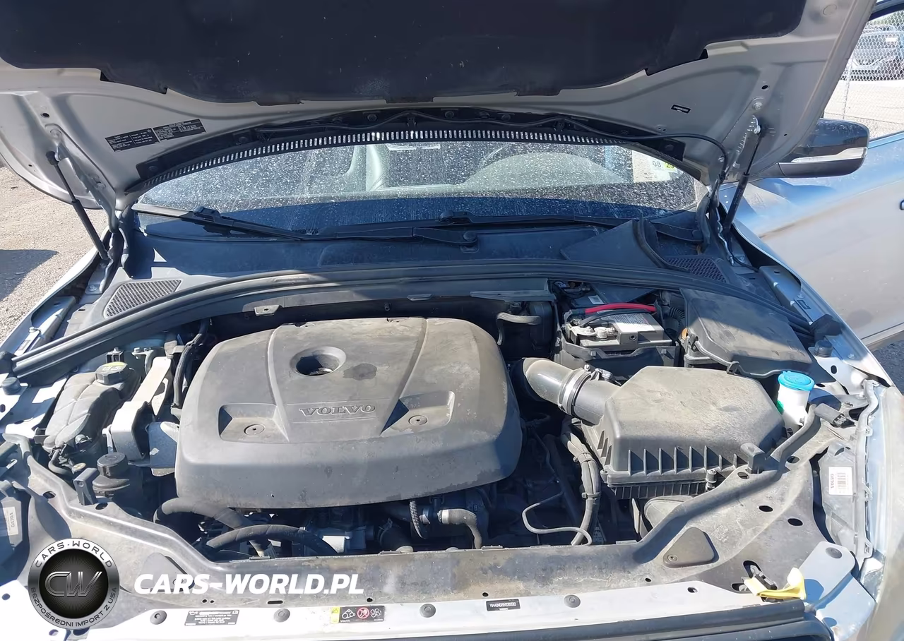 2017 Volvo Xc60 T5 Dynamic VIN:YV440MDR9H2200583 - 10
