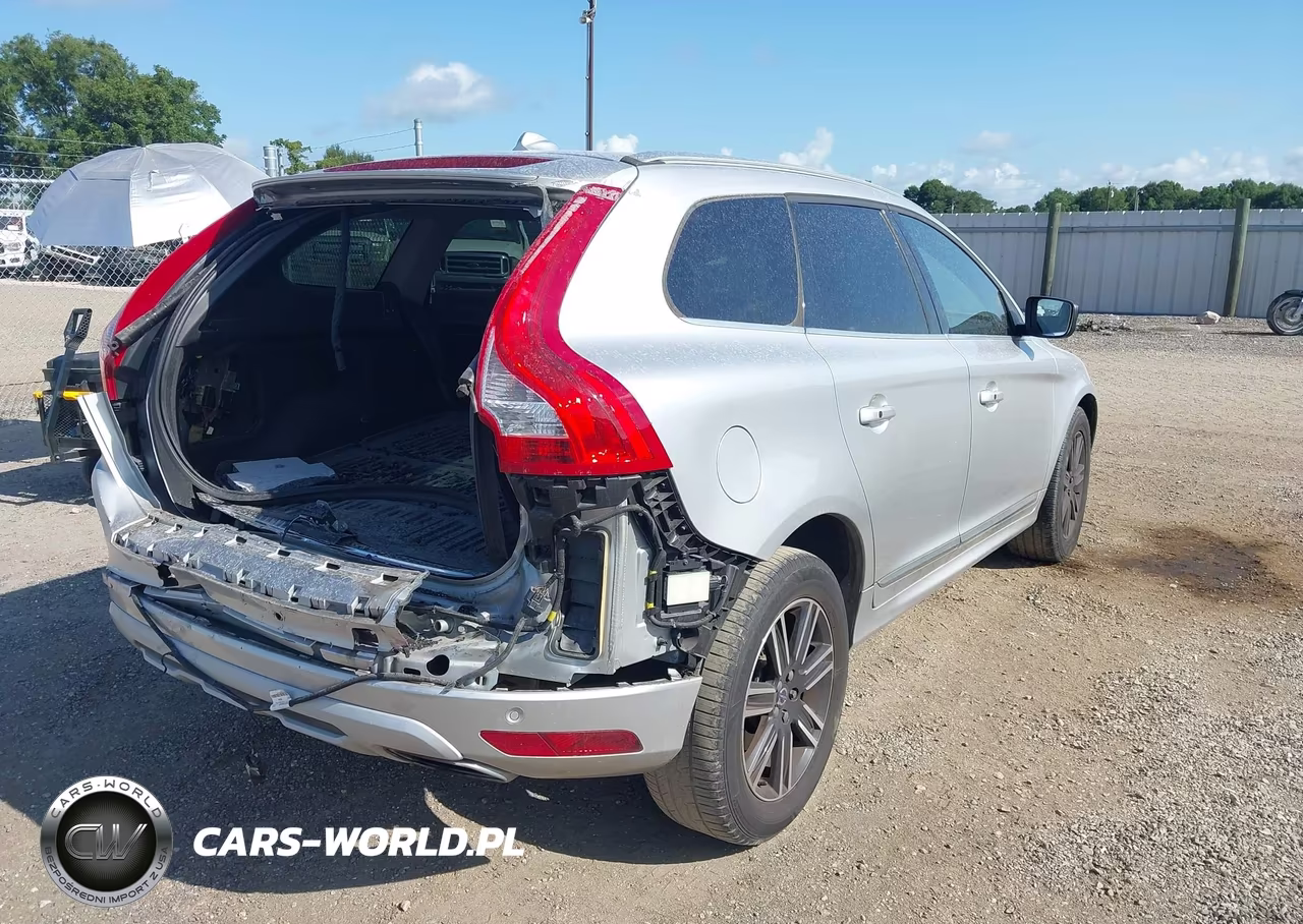 2017 Volvo Xc60 T5 Dynamic VIN:YV440MDR9H2200583 - 4