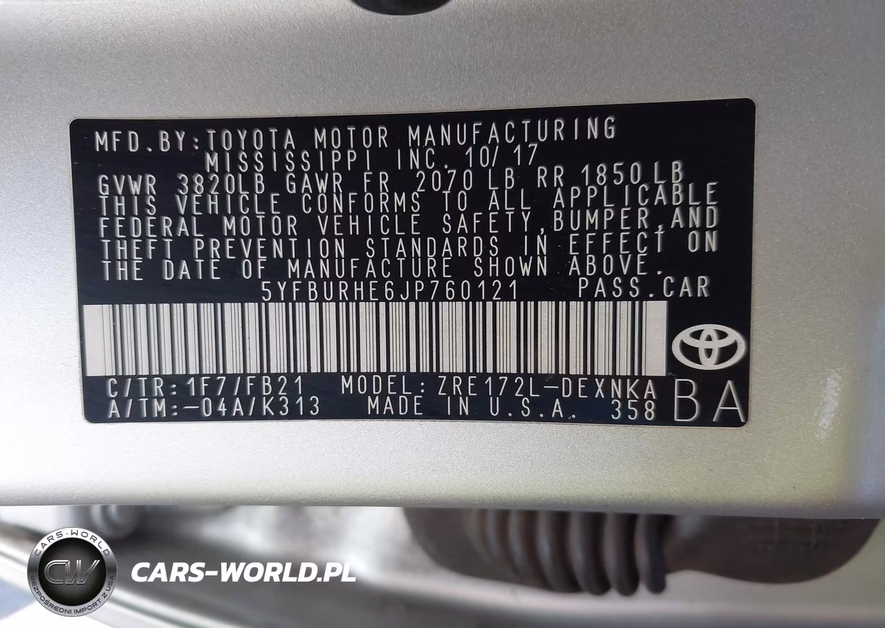 2018 Toyota Corolla Le VIN:5YFBURHE6JP760121 - 9