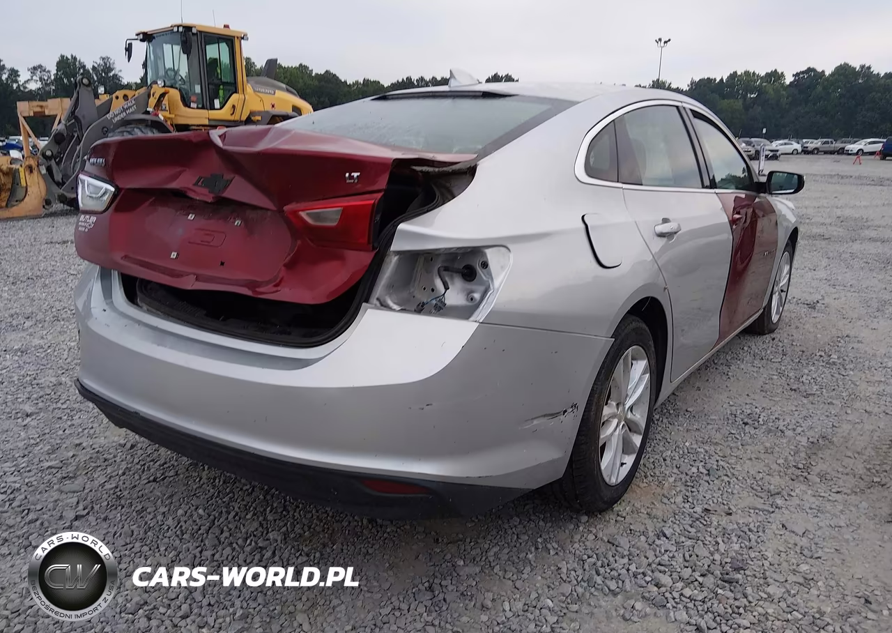 2018 Chevrolet Malibu Lt VIN:1G1ZD5ST0JF239149 - 4