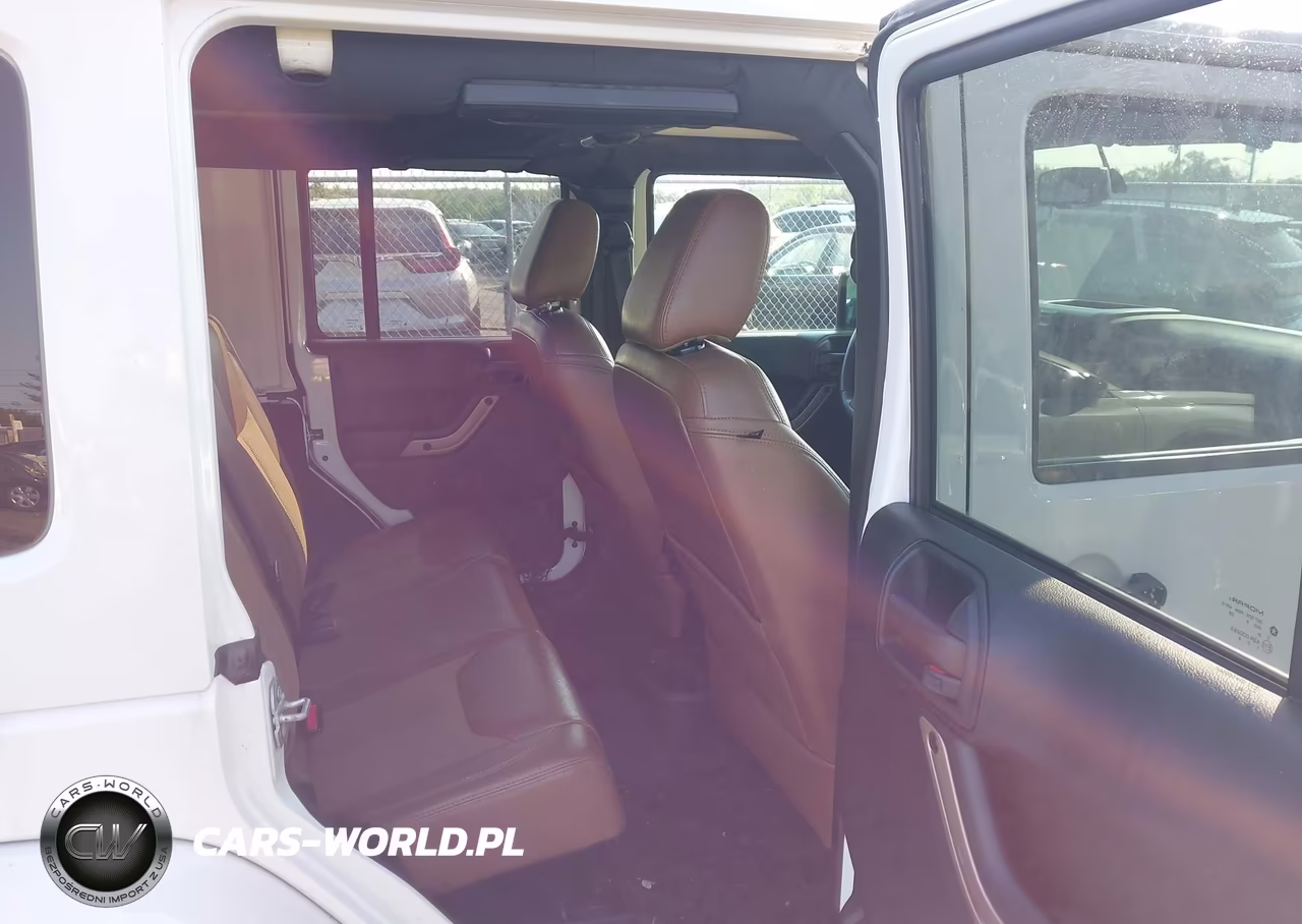 2016 Jeep Wrangler Unlimited 75Th Anniversary VIN:1C4HJWEG8GL319907 - 8