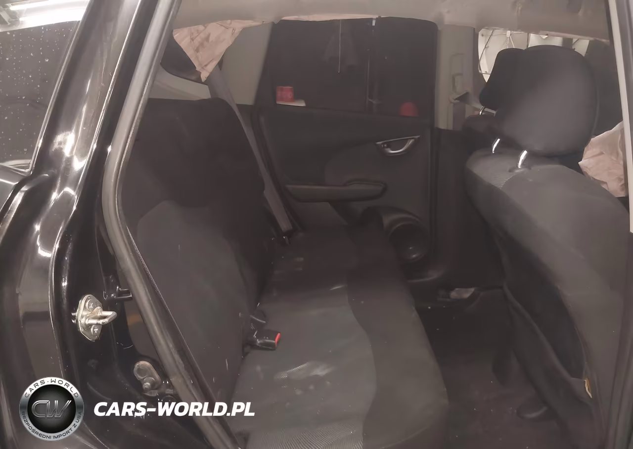 2010 Honda Fit Sport VIN:JHMGE8H42AS024200 - 8
