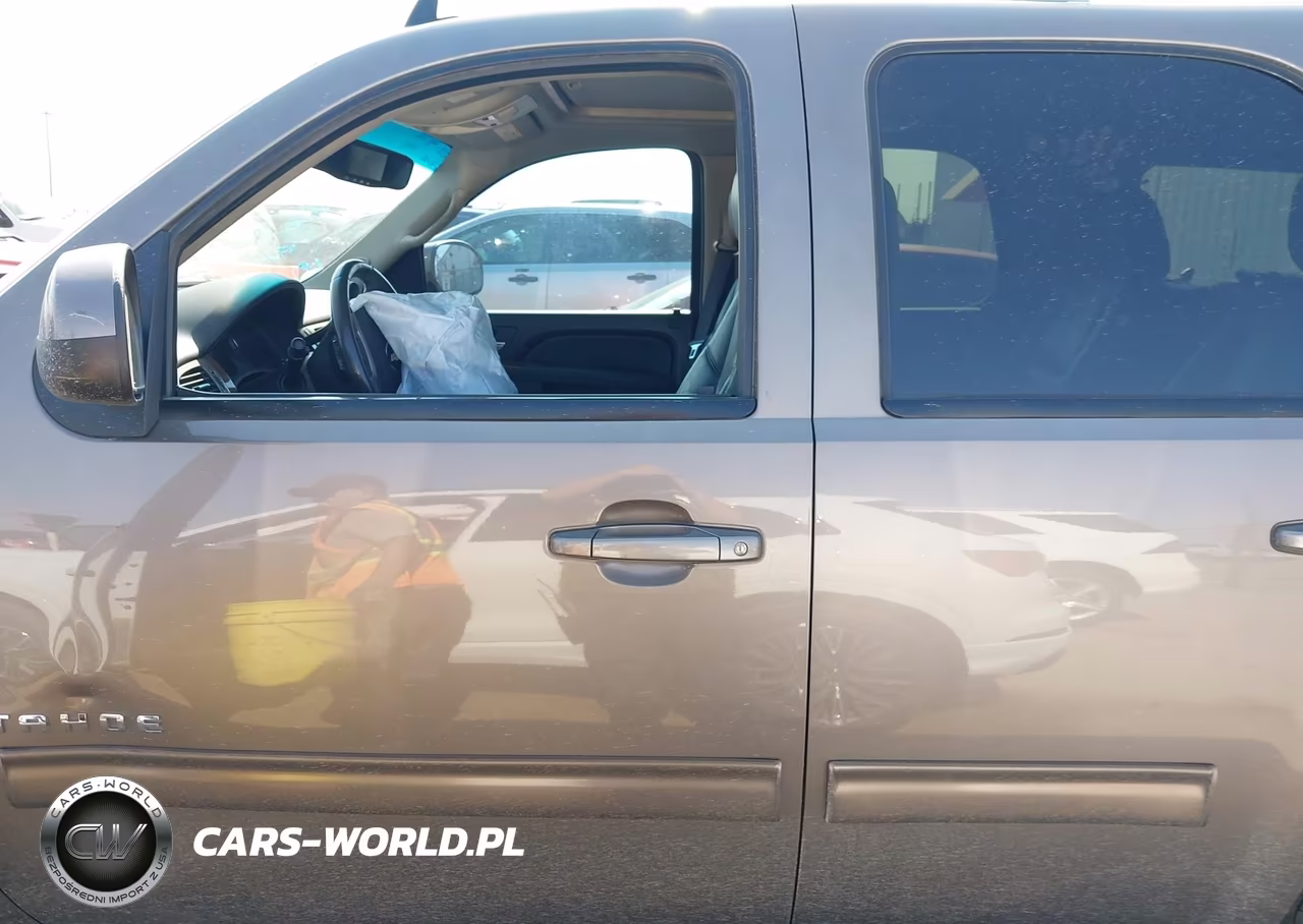 2012 Chevrolet Tahoe Lt VIN:1GNSKBE05CR172832 - 13