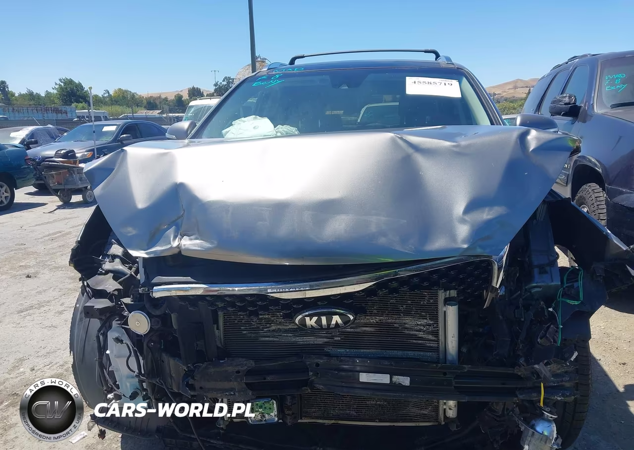 2018 Kia Sorento 3.3L Ex VIN:5XYPHDA5XJG430011 - 13