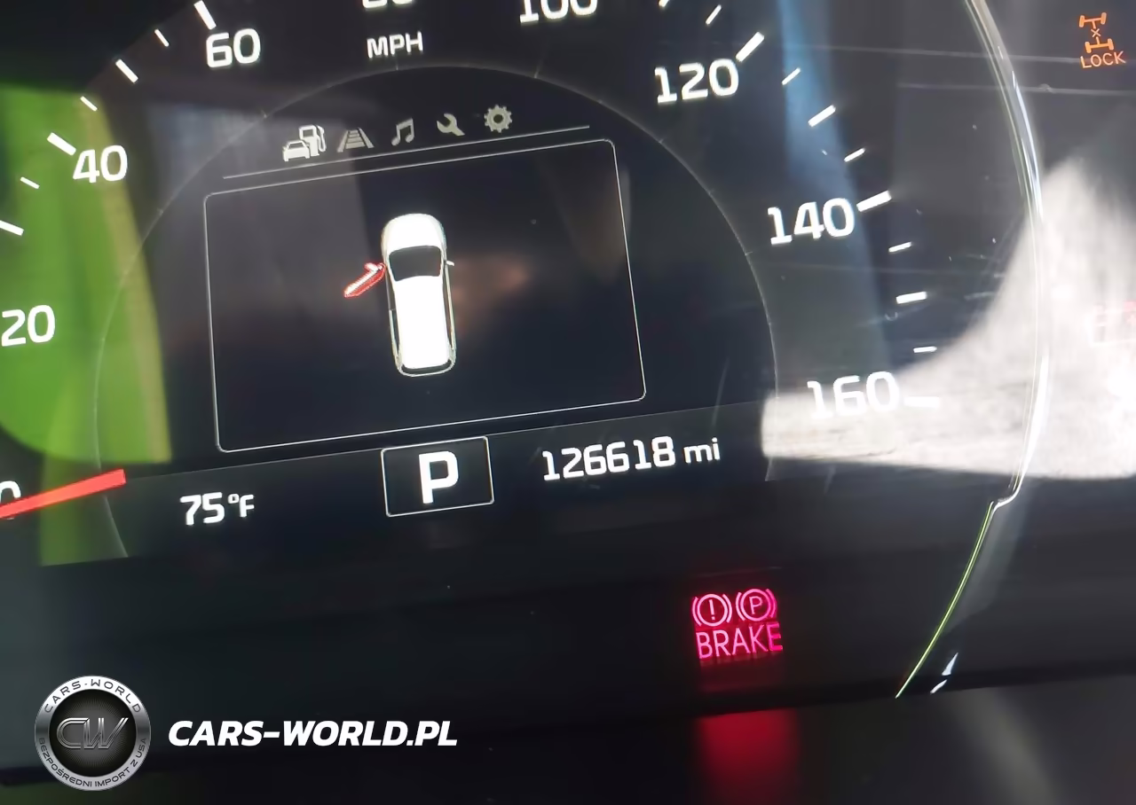 2018 Kia Sorento 3.3L Ex VIN:5XYPHDA5XJG430011 - 16