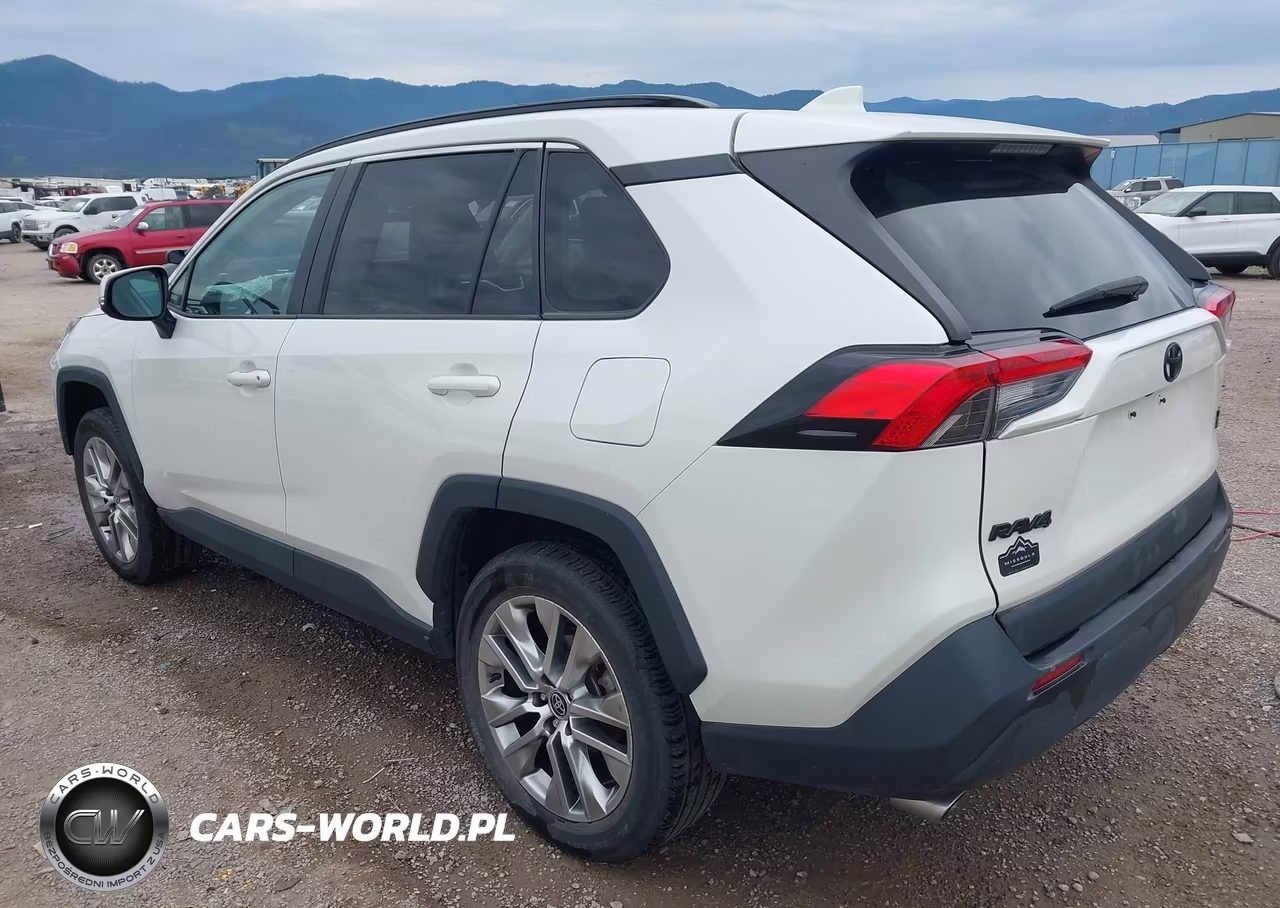 2022 Toyota Rav4 Xle Premium VIN:2T3A1RFV6NW257322 - 3