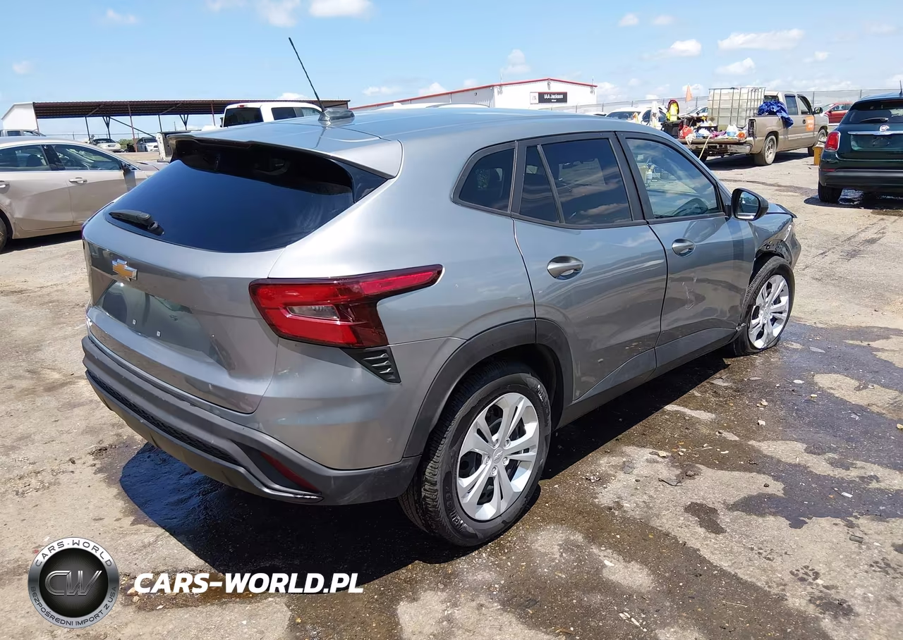 2025 Chevrolet Trax Ls VIN:KL77LFEP3SC283622 - 4