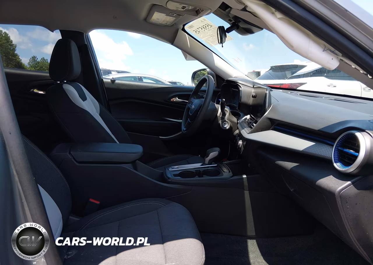 2025 Chevrolet Trax Ls VIN:KL77LFEP3SC283622 - 5