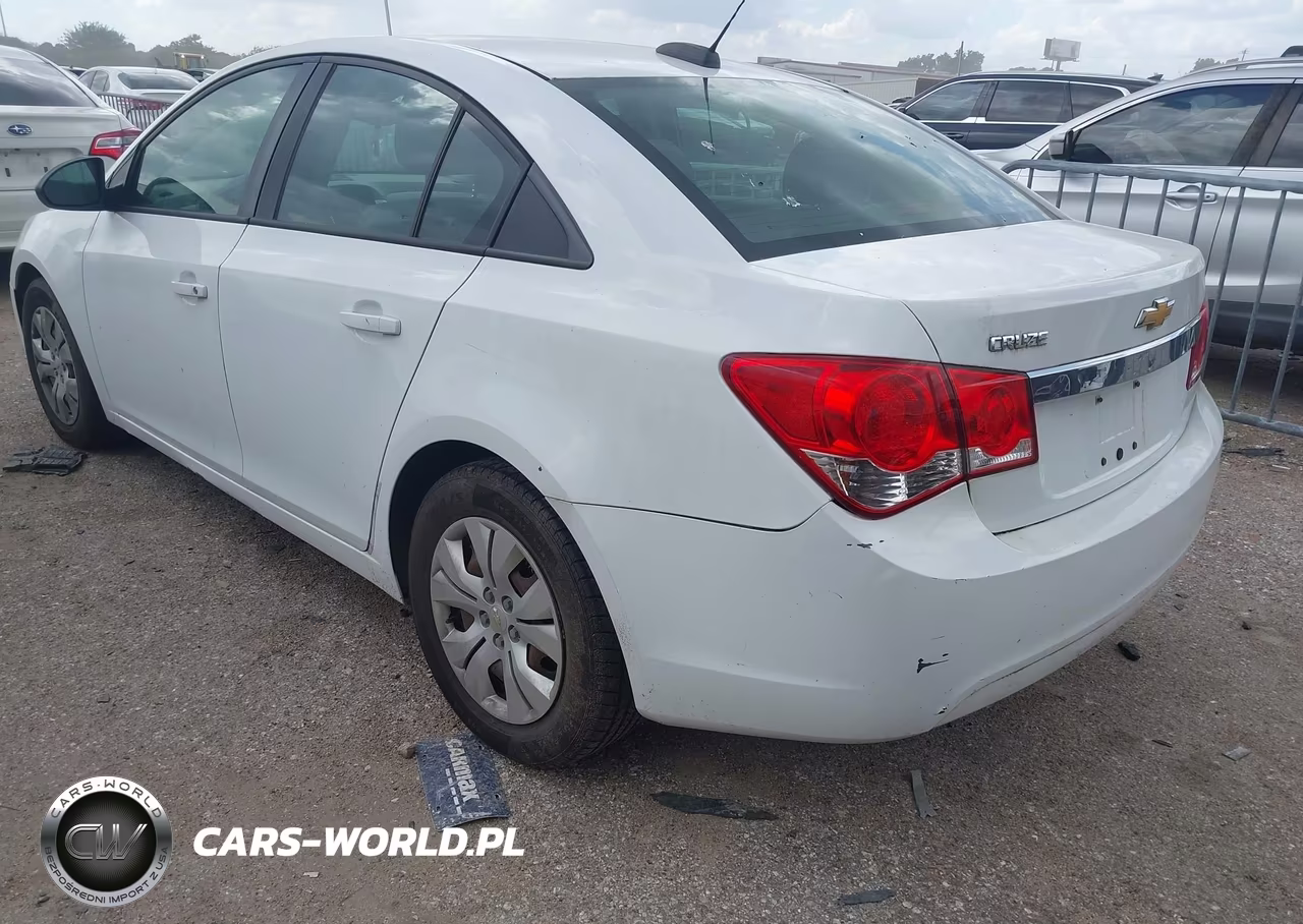 2016 Chevrolet Cruze Limited Ls Auto VIN:1G1PC5SH5G7217625 - 3