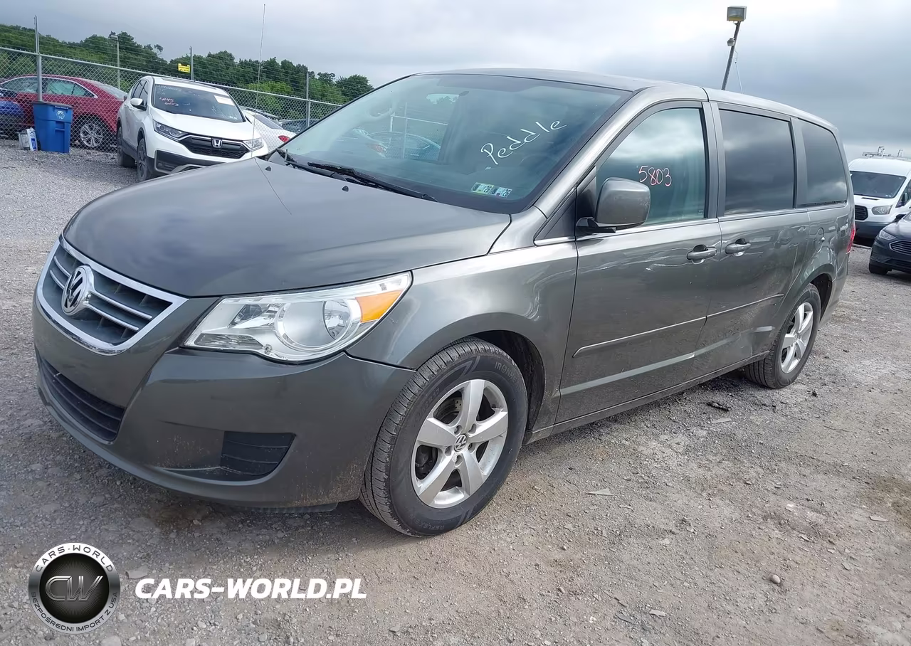 2010 Volkswagen Routan Se VIN:2V4RW3D10AR333466 - 2