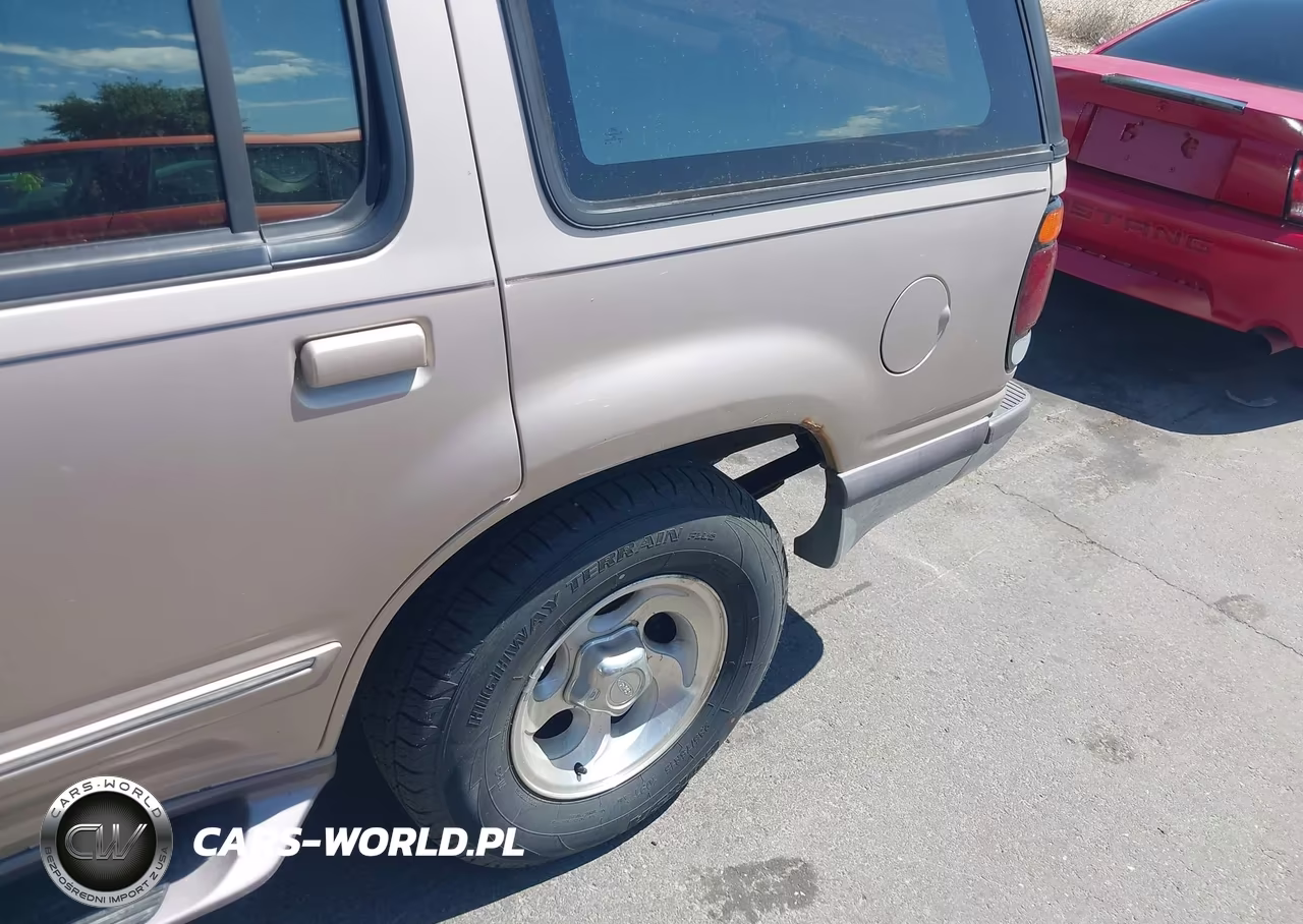 1997 Ford Explorer Eddie Bauer-Limited-Xl-Xlt VIN:1FMDU34E4VZB22856 - 6