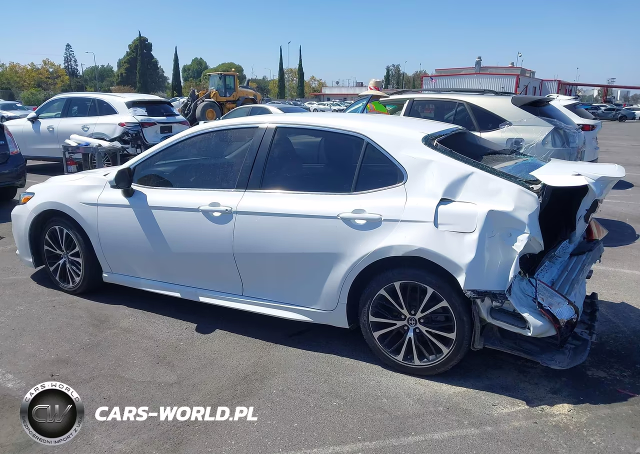 2018 Toyota Camry Se VIN:4T1B11HK2JU530574 - 14