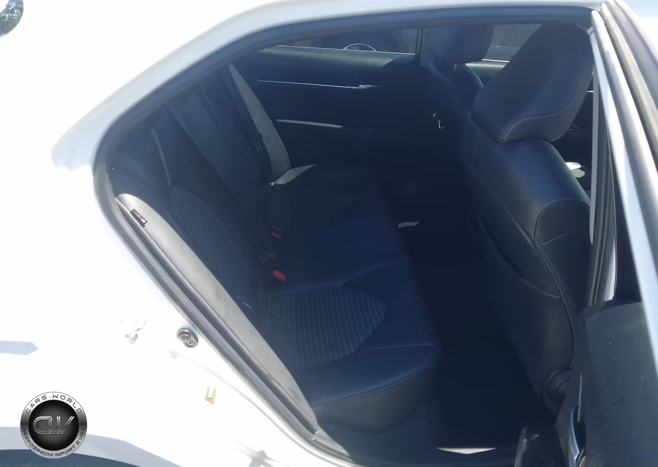 2018 Toyota Camry Se VIN:4T1B11HK2JU530574 - 8