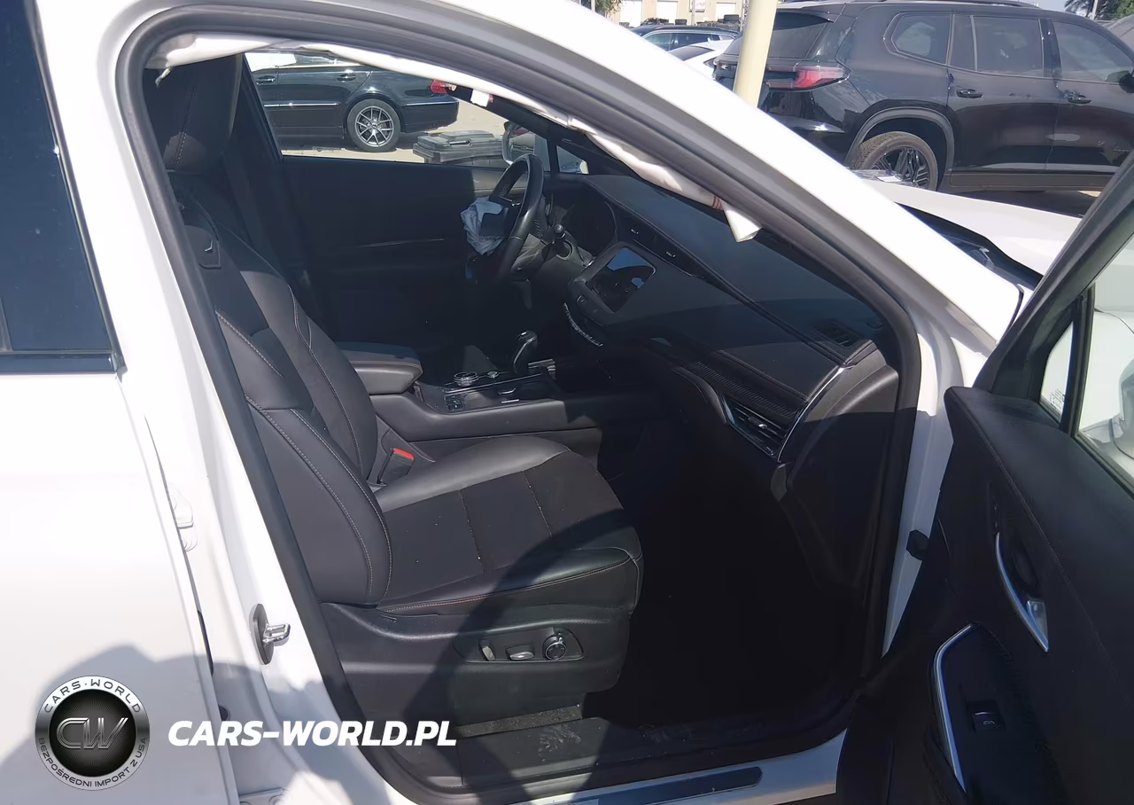 2019 Cadillac Xt4 Sport VIN:1GYFZFR46KF206295 - 5