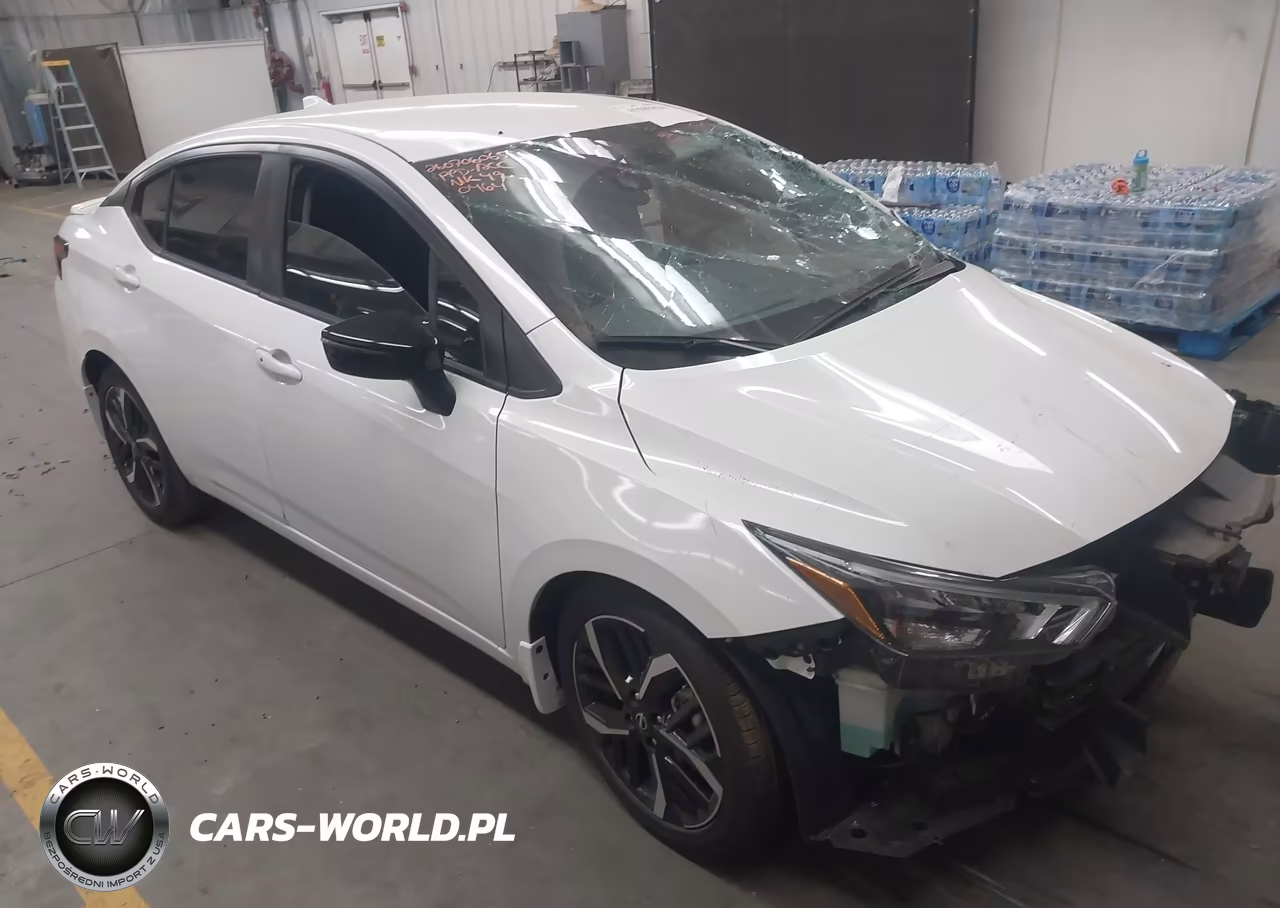 2025 Nissan Versa 1.6 Sr – zdjęcie 1 z 17