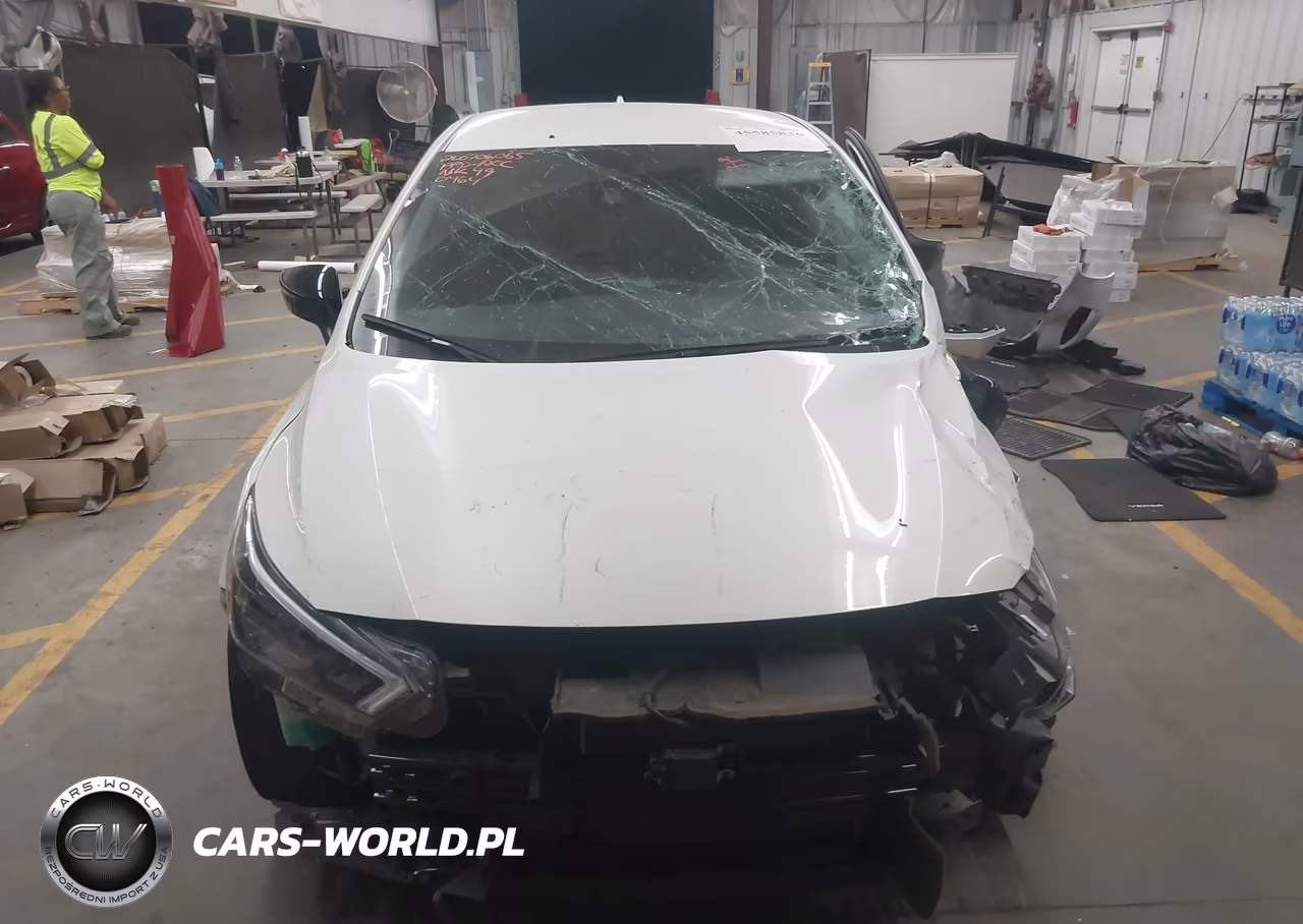 2025 Nissan Versa 1.6 Sr VIN:3N1CN8FV8SL820464 - 13