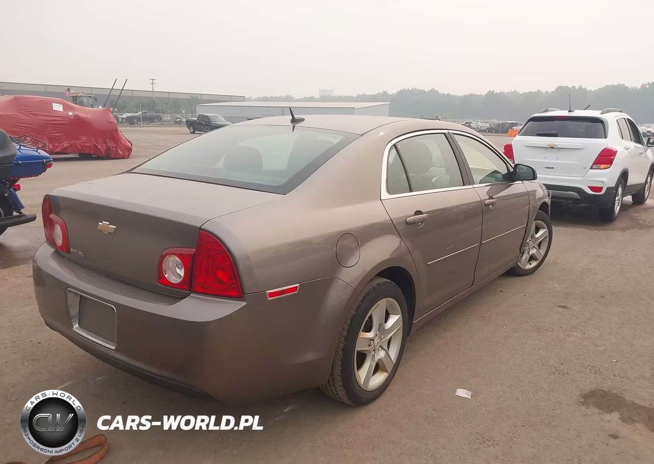 2010 Chevrolet Malibu Ls VIN:1G1ZB5EB4AF109531 - 4