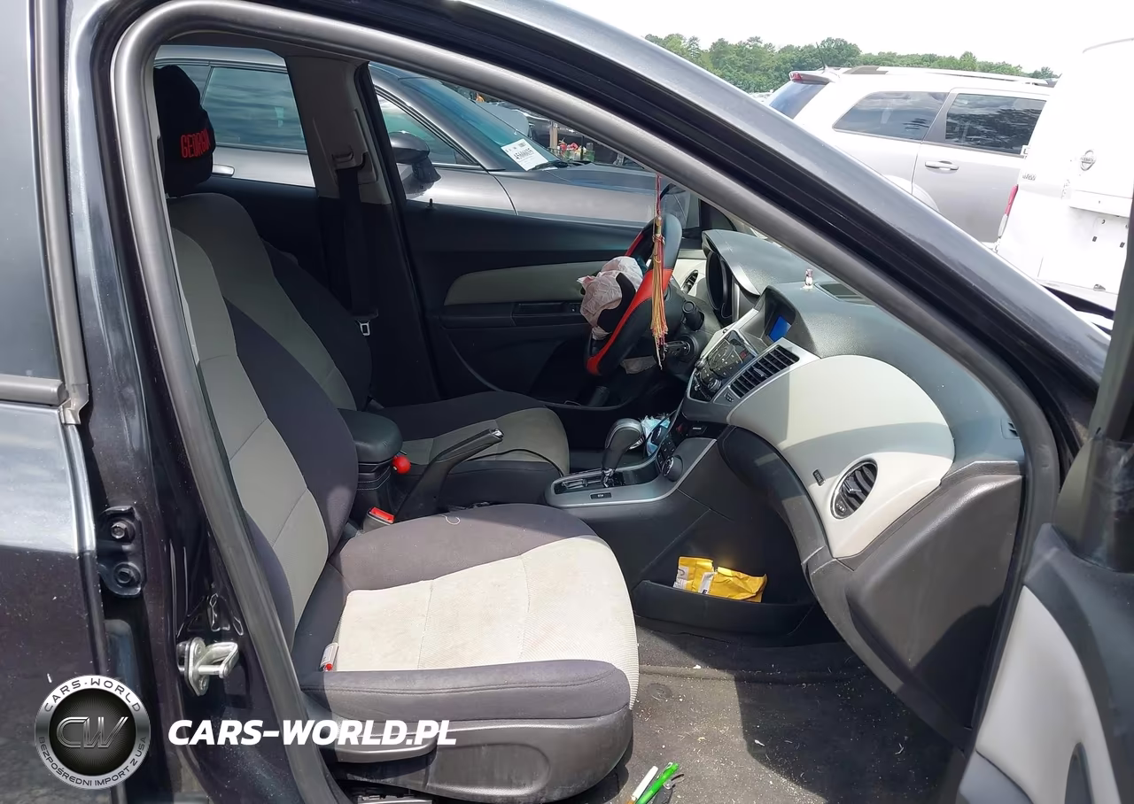 2014 Chevrolet Cruze Ls Auto VIN:1G1PA5SH3E7216878 - 5