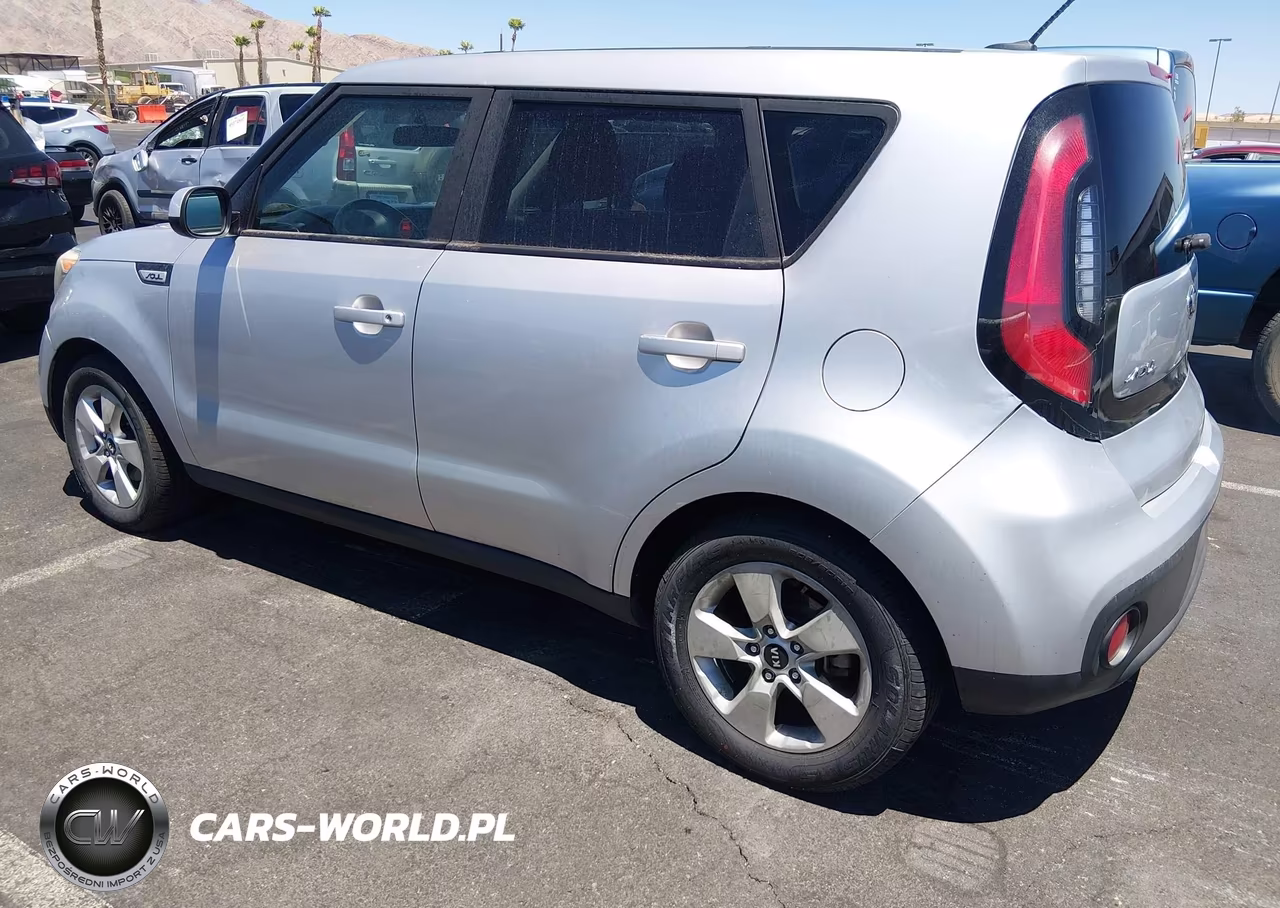 2018 Kia Soul VIN:KNDJN2A29J7579046 - 3