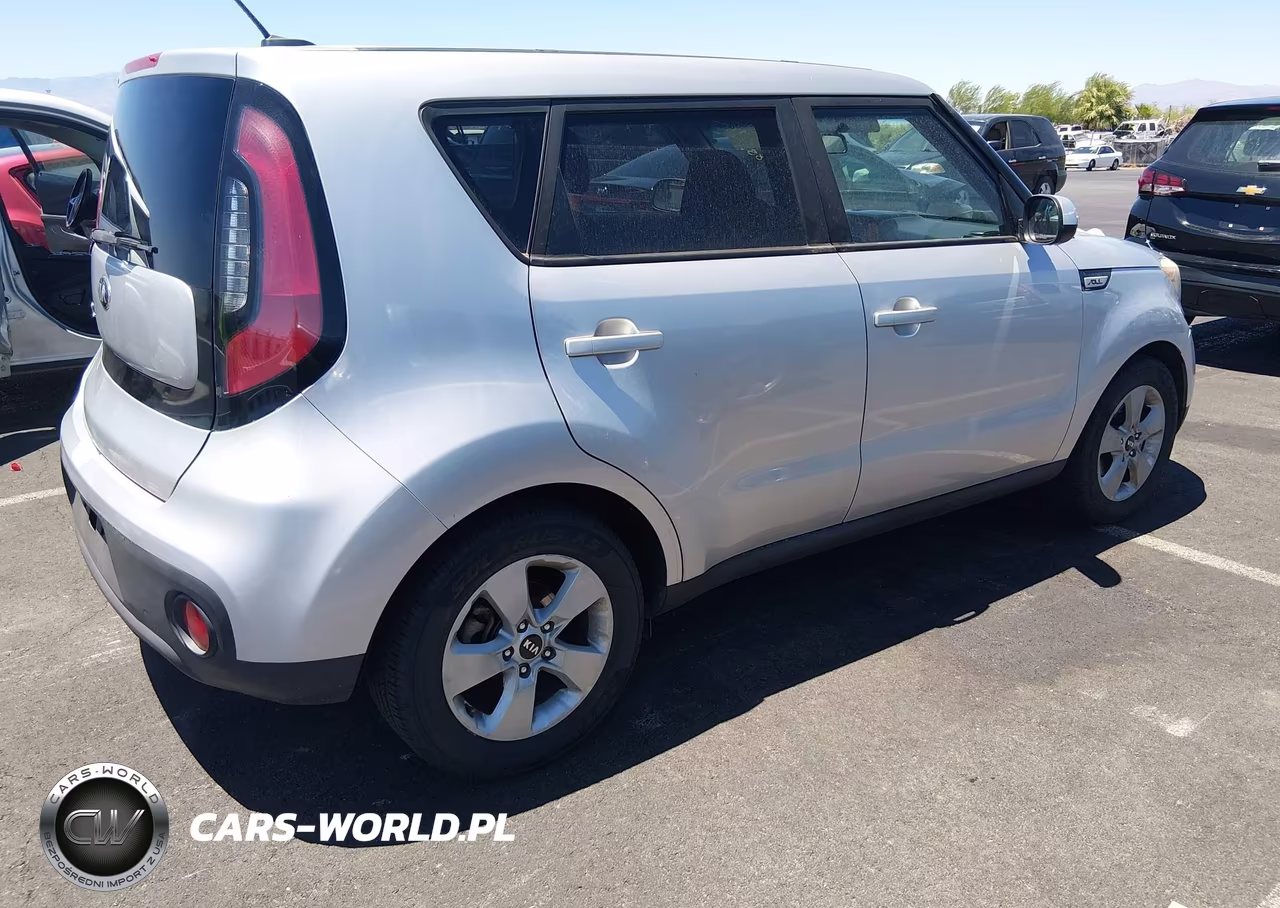 2018 Kia Soul VIN:KNDJN2A29J7579046 - 4