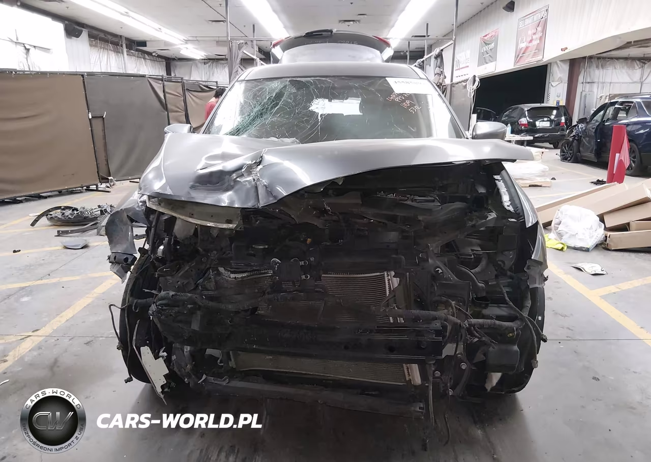 2018 Nissan Rogue S VIN:KNMAT2MT2JP555312 - 13