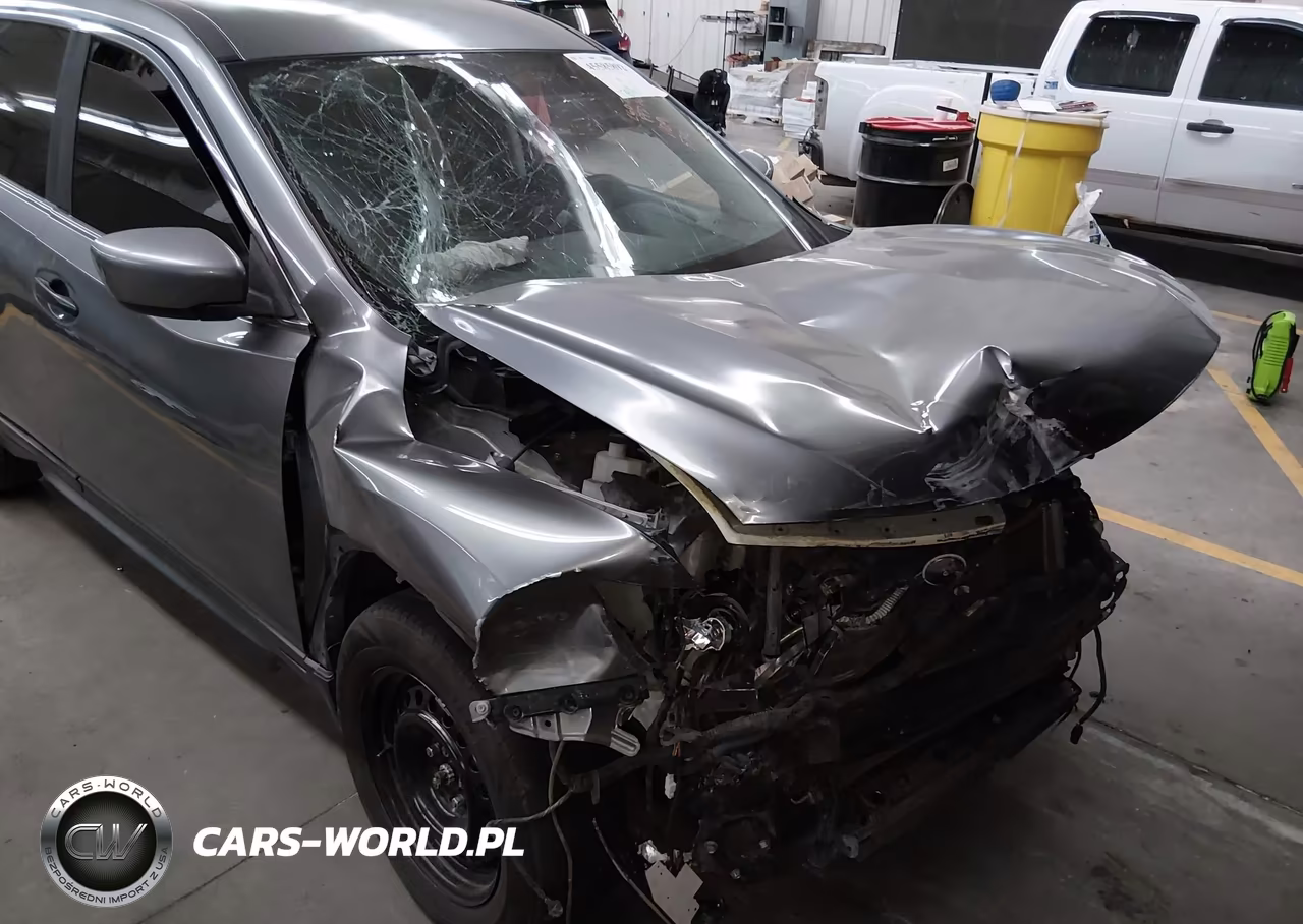 2018 Nissan Rogue S VIN:KNMAT2MT2JP555312 - 6