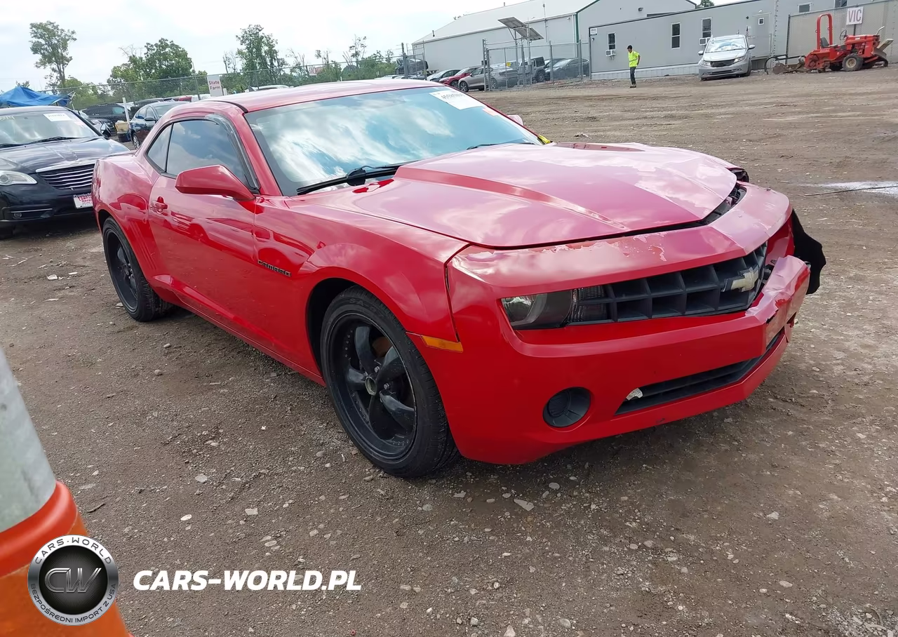 2013 Chevrolet Camaro 1Ls